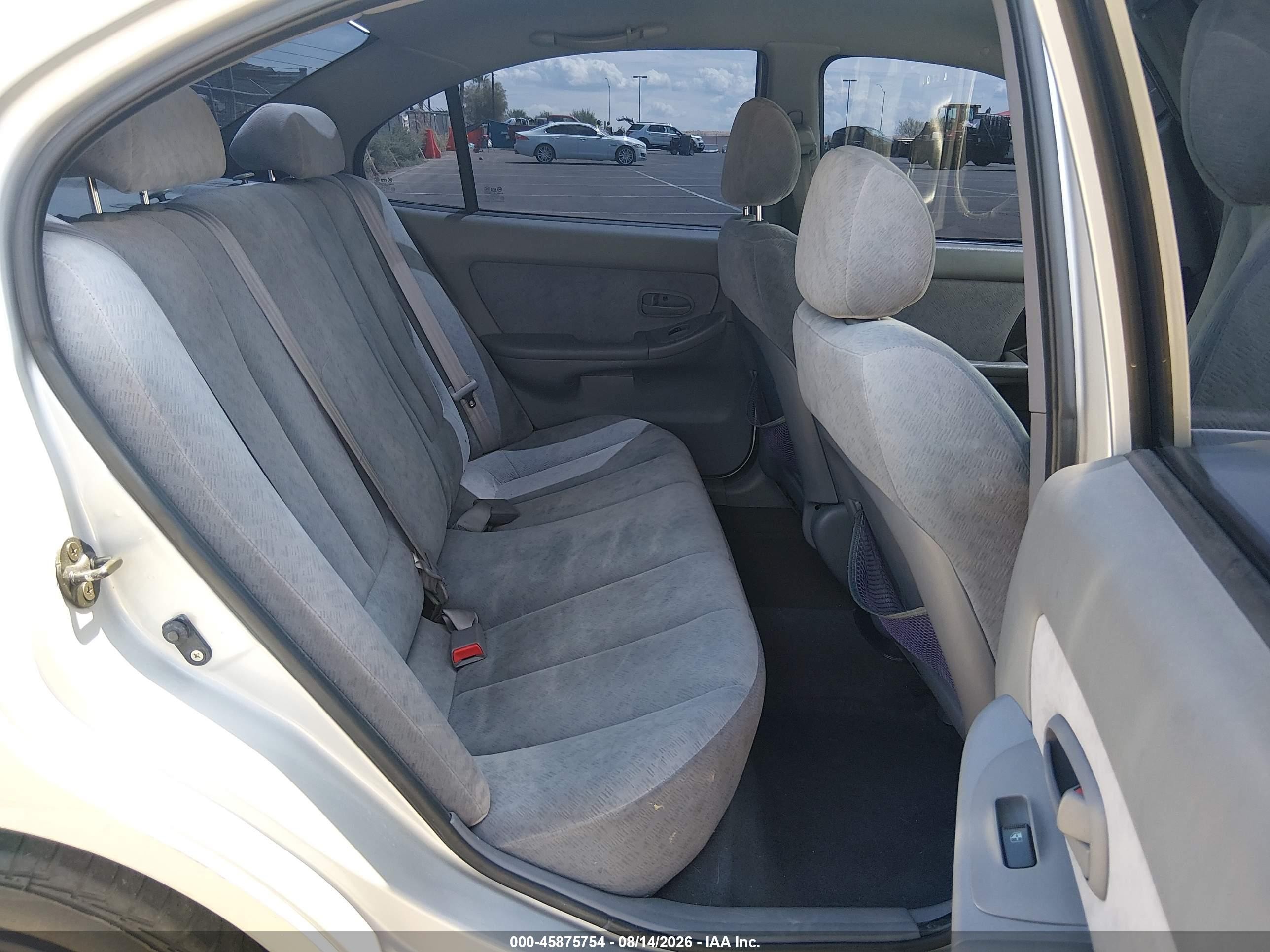 2006 Hyundai Elantra Gls/limited Silver vin: KMHDN46D96U358425