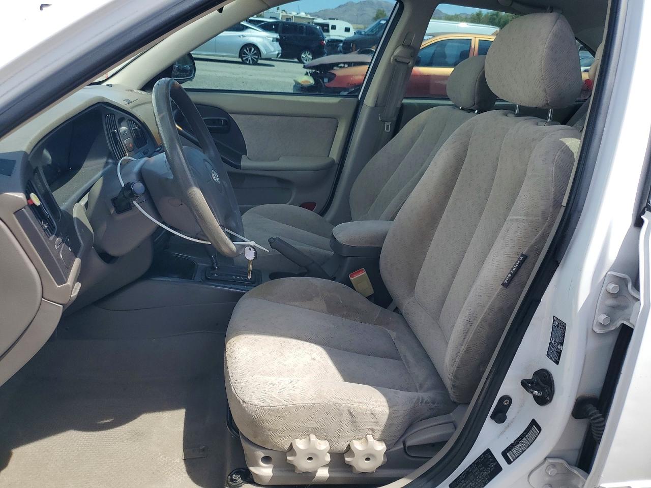 2006 Hyundai Elantra Gls White vin: KMHDN46D96U362913