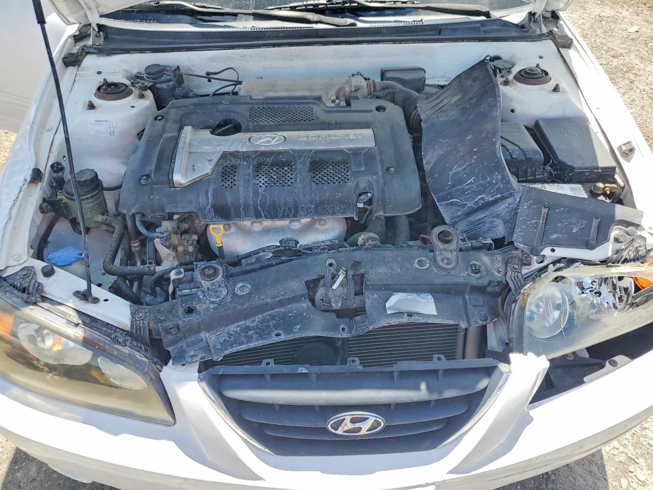 2006 Hyundai Elantra Gls White vin: KMHDN46D96U362913