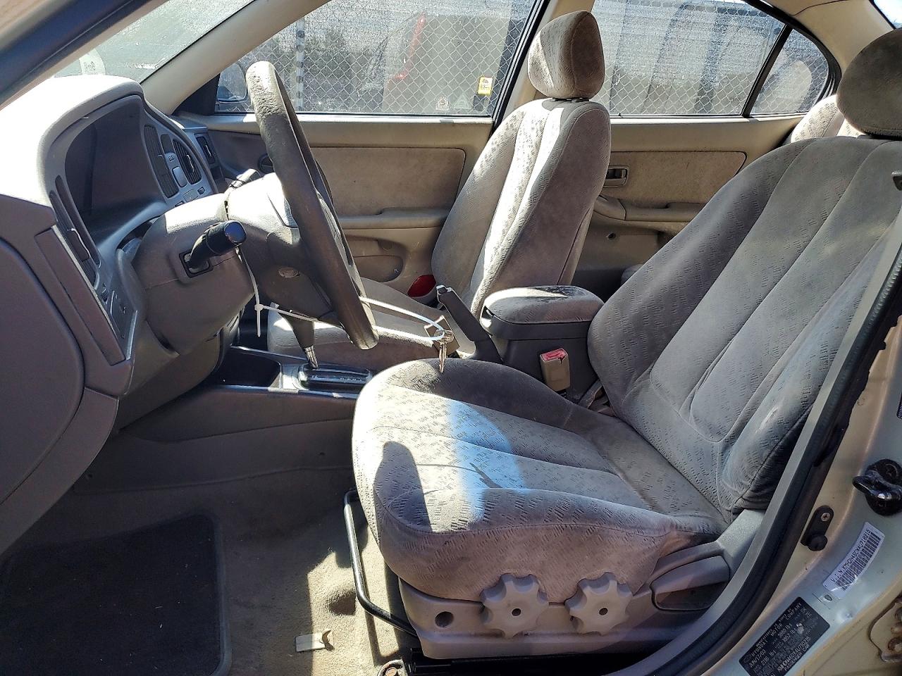 2004 Hyundai Elantra Gls Green vin: KMHDN46DX4U710215