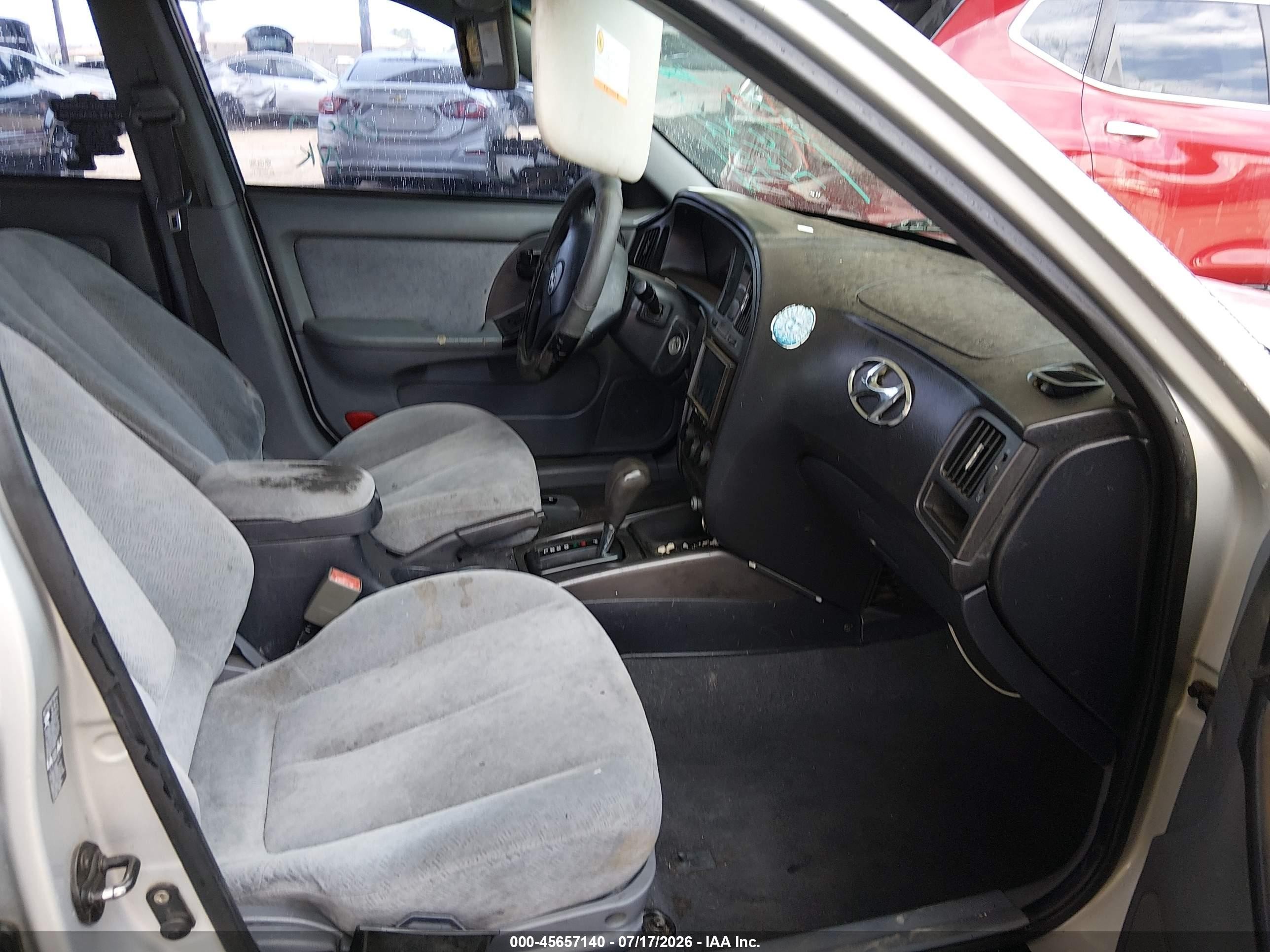 2004 Hyundai Elantra Gls/gt Gray vin: KMHDN46DX4U712322