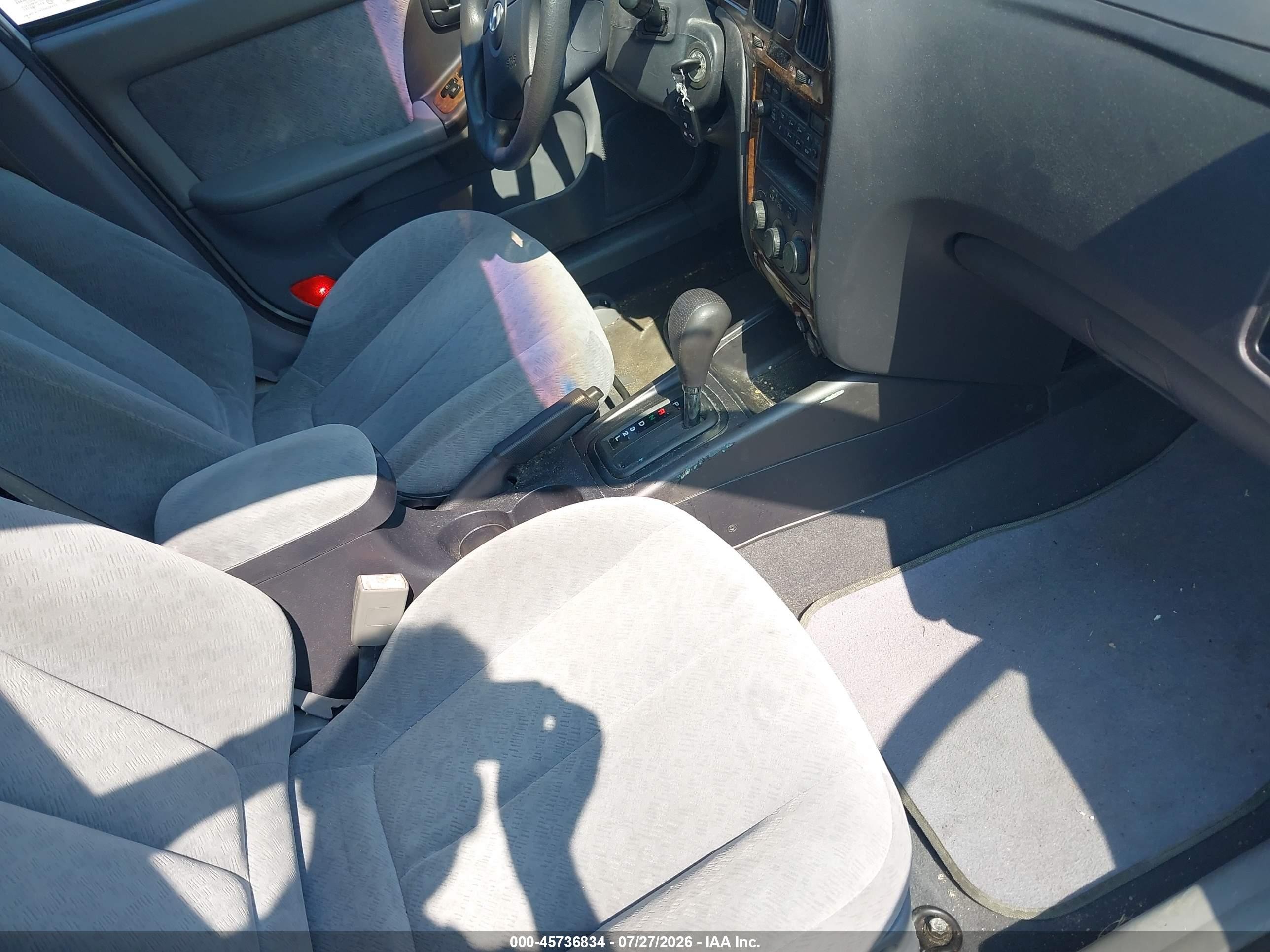 2004 Hyundai Elantra Gls/gt Серебряный vin: KMHDN46DX4U828538