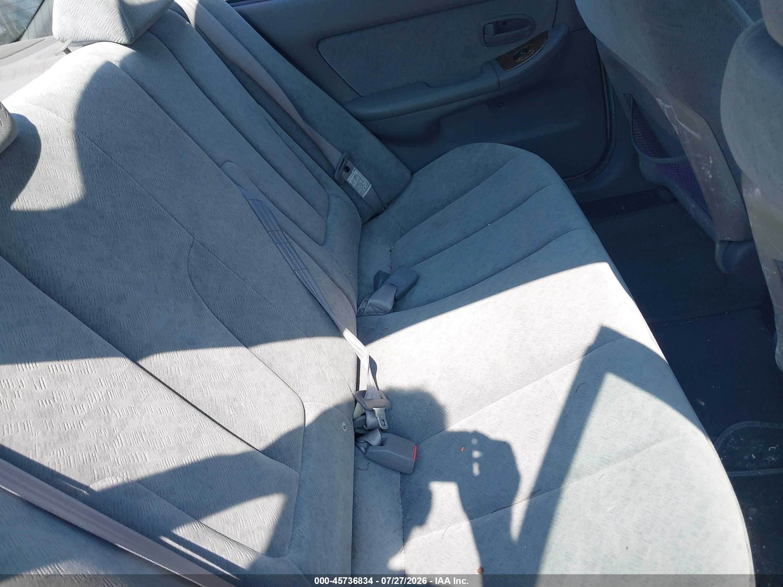 2004 Hyundai Elantra Gls/gt Серебряный vin: KMHDN46DX4U828538