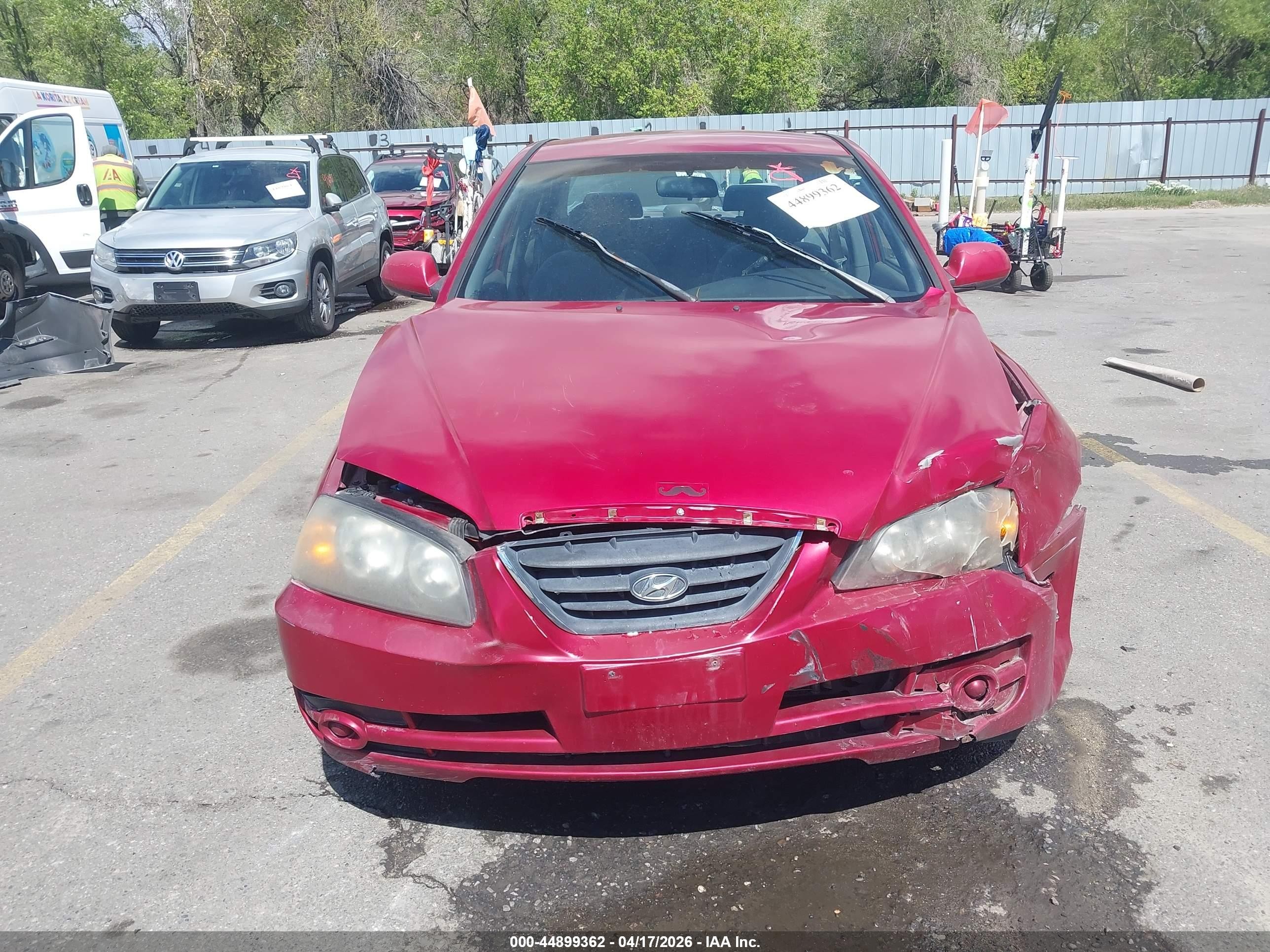2004 Hyundai Elantra Gls/gt Red vin: KMHDN46DX4U872099