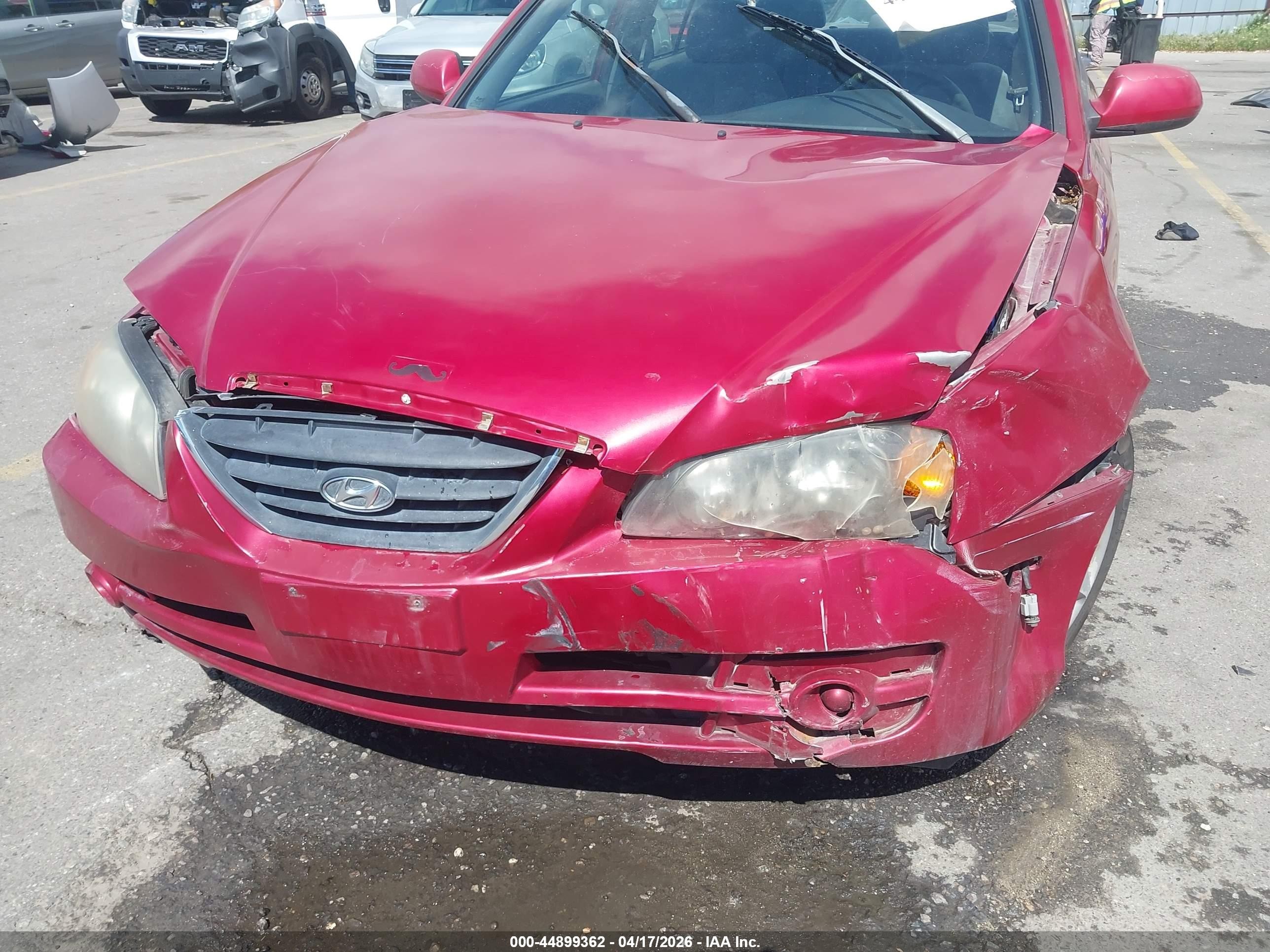 2004 Hyundai Elantra Gls/gt Red vin: KMHDN46DX4U872099