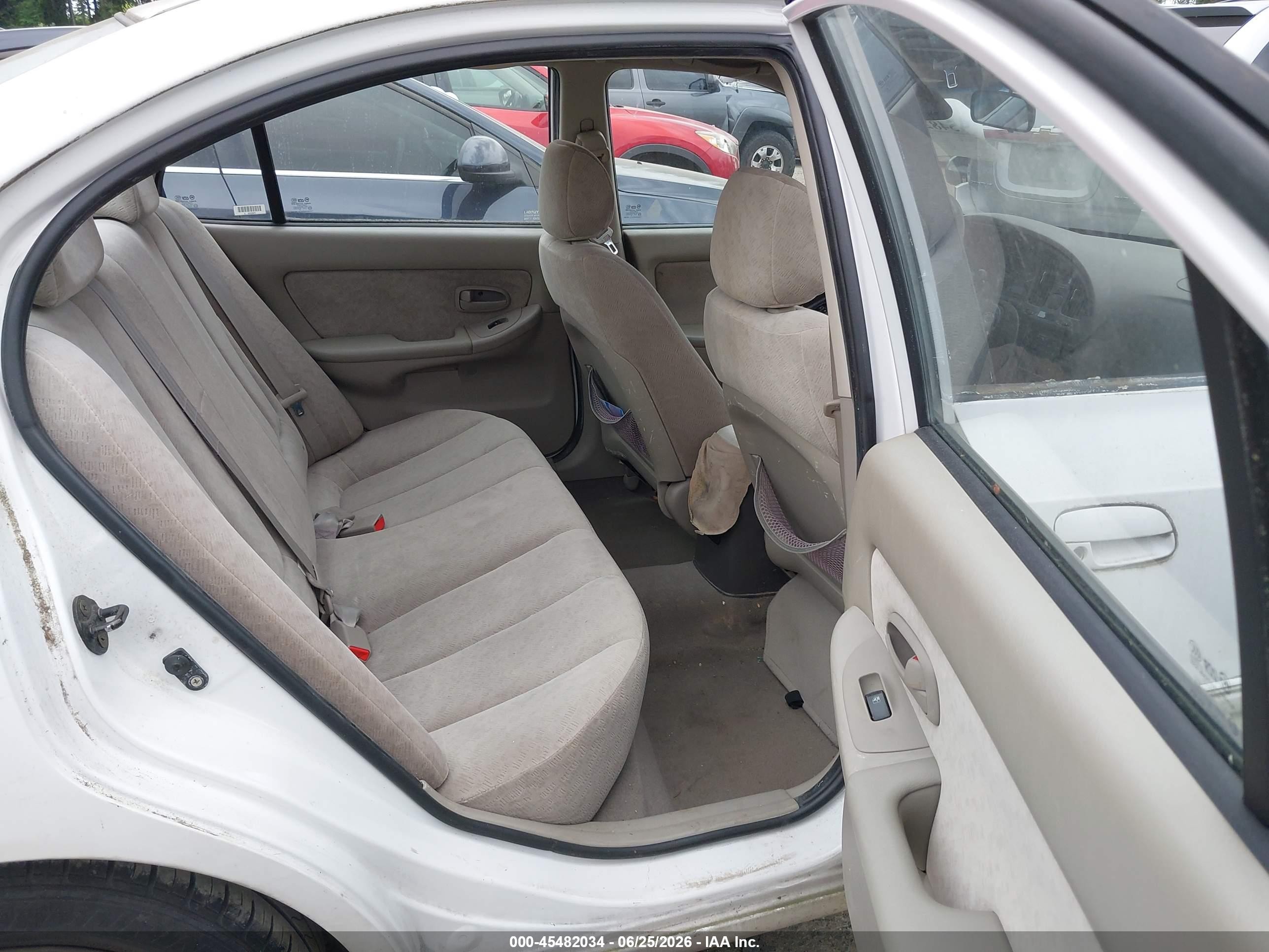 2005 Hyundai Elantra Gls/gt Белый vin: KMHDN46DX5U052557