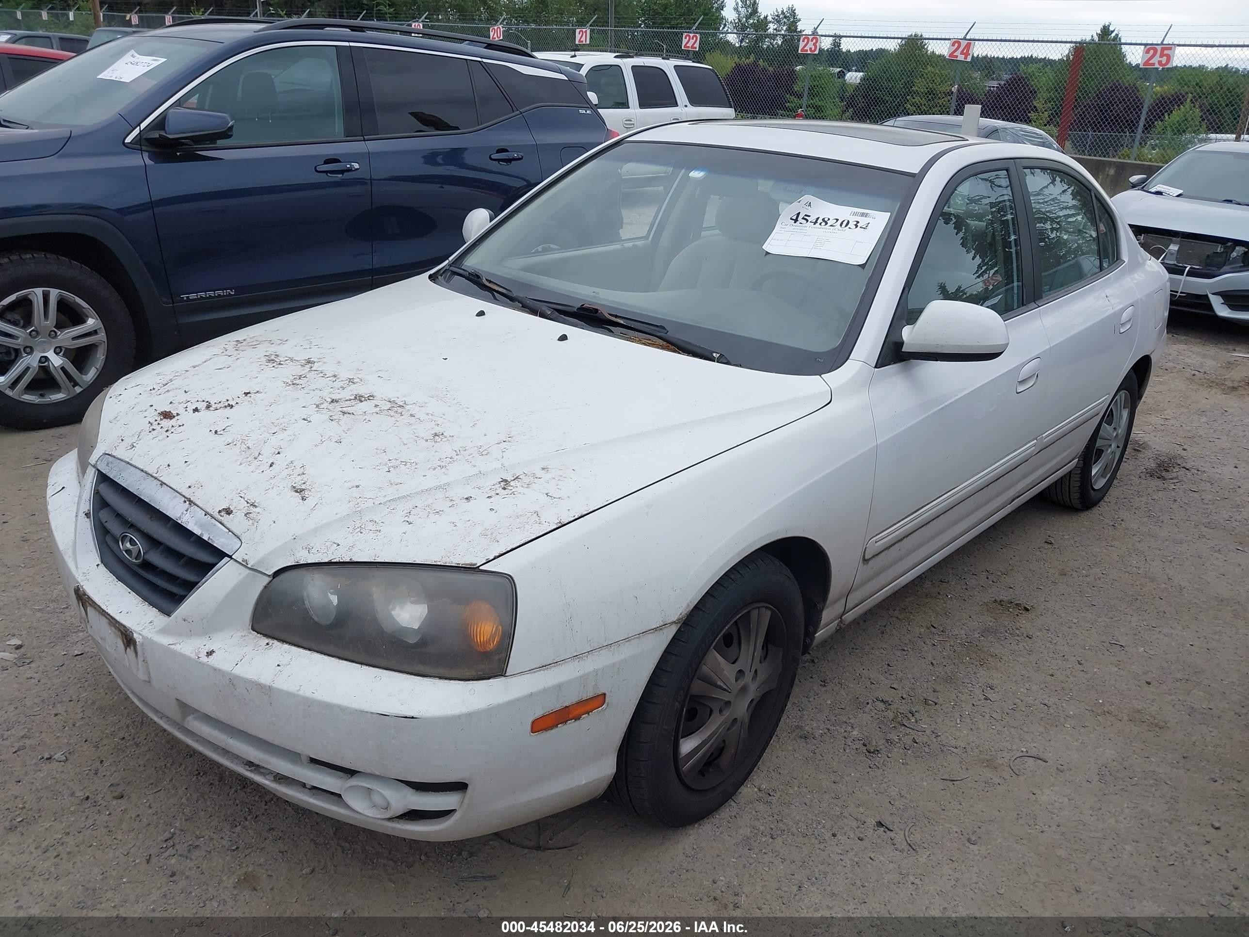 2005 Hyundai Elantra Gls/gt Белый vin: KMHDN46DX5U052557