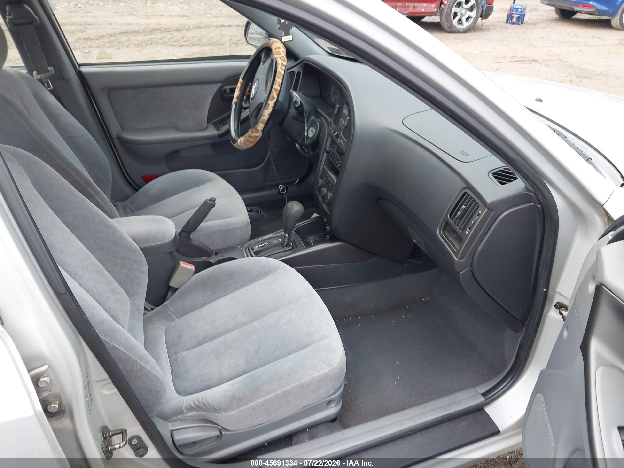 2005 Hyundai Elantra Gls/gt Silver vin: KMHDN46DX5U122204