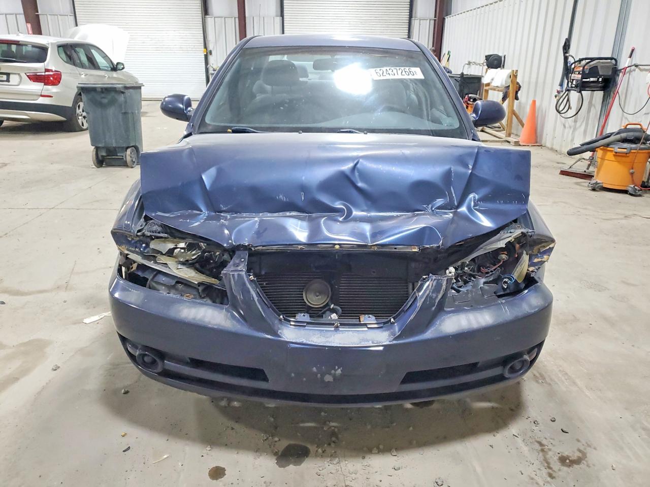 2005 Hyundai Elantra Gls Blue vin: KMHDN46DX5U157888