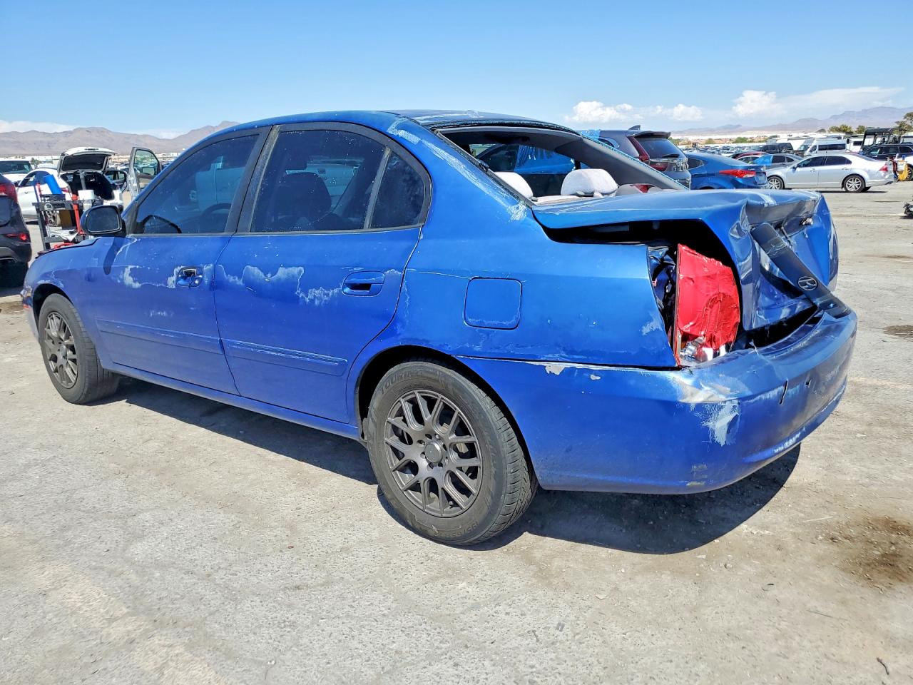 2005 Hyundai Elantra Gls Blue vin: KMHDN46DX5U162377