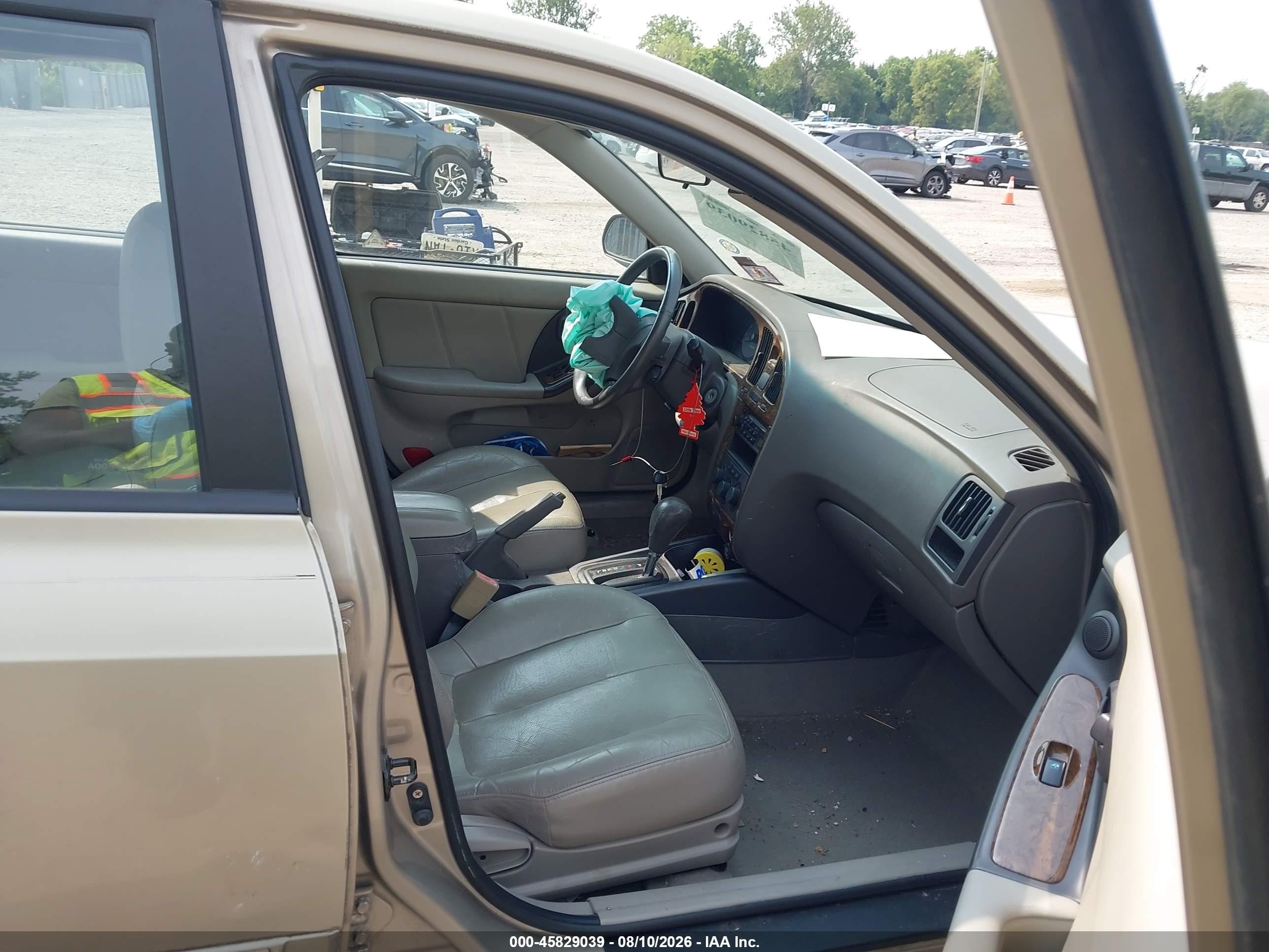 2006 Hyundai Elantra Gls/limited Gold vin: KMHDN46DX6U220005