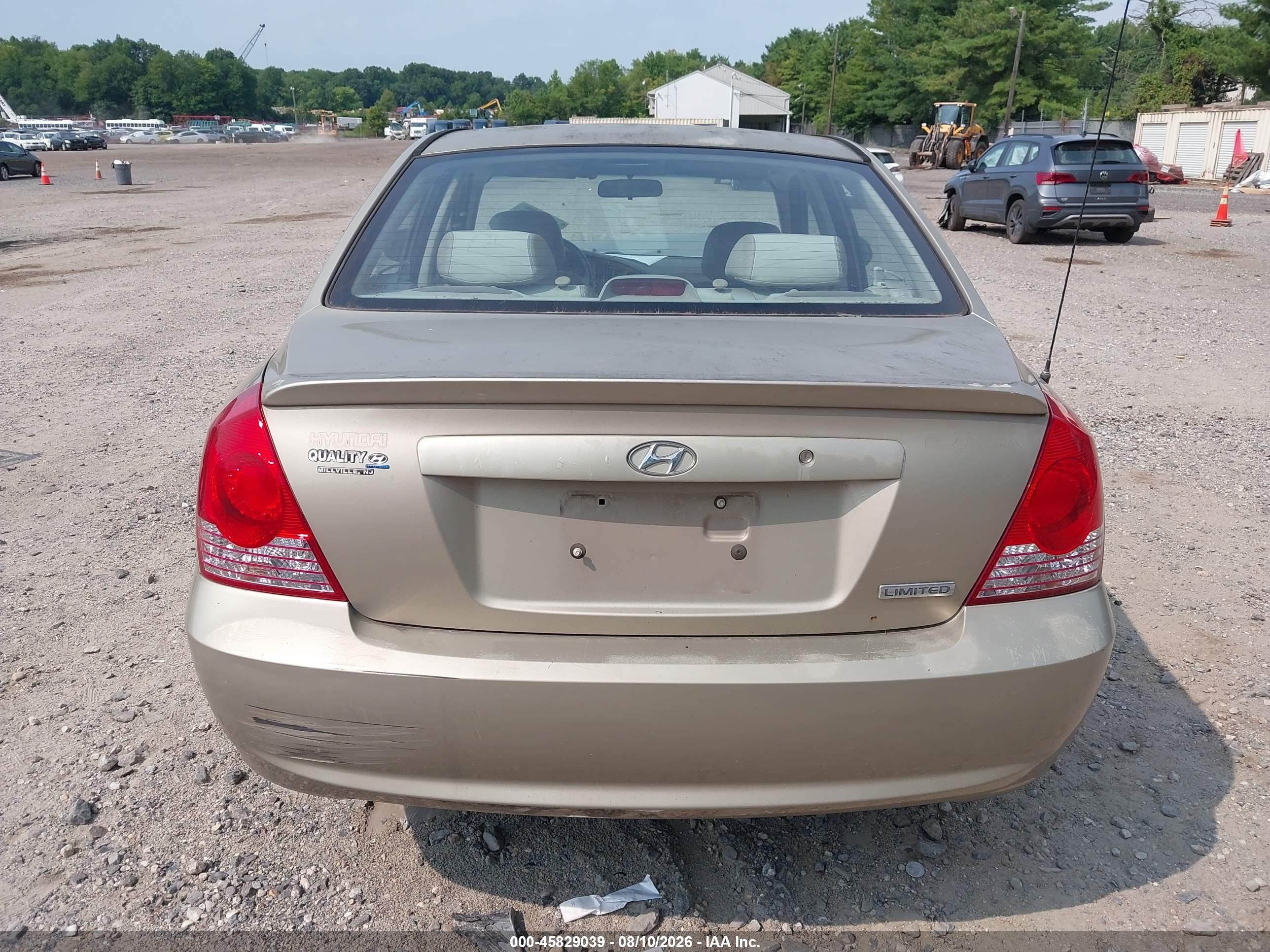 2006 Hyundai Elantra Gls/limited Gold vin: KMHDN46DX6U220005