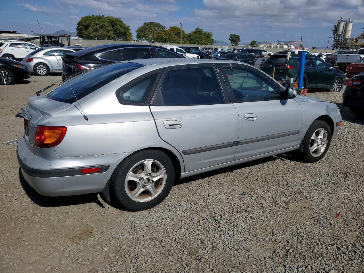2001 Hyundai Elantra Gl/ve Silver vin: KMHDN55D31U027324