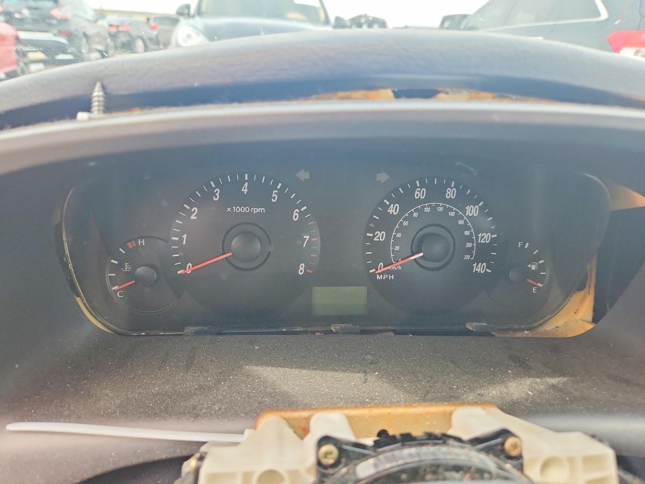 2005 Hyundai Elantra Gl Two Tone vin: KMHDN56D15U156747