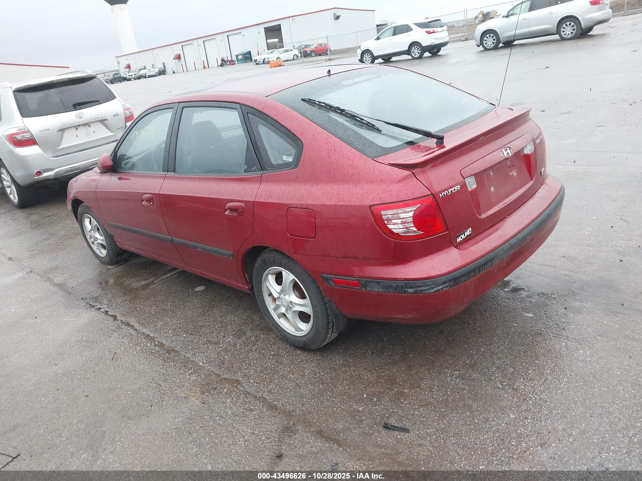 2004 Hyundai Elantra Gt Red vin: KMHDN56D34U112845