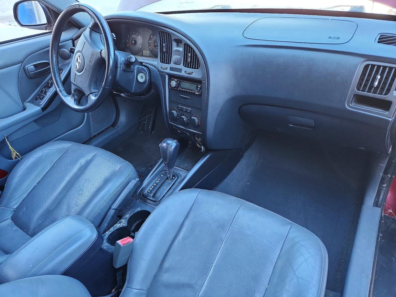 2004 Hyundai Elantra Gt Red vin: KMHDN56D34U112845