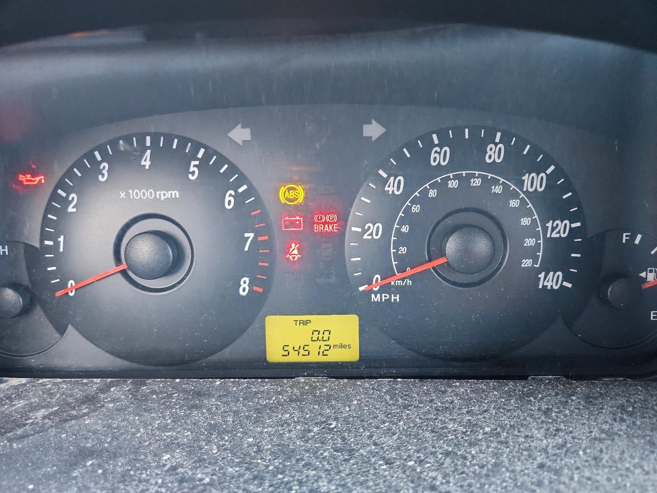2004 Hyundai Elantra Gt Red vin: KMHDN56D34U112845