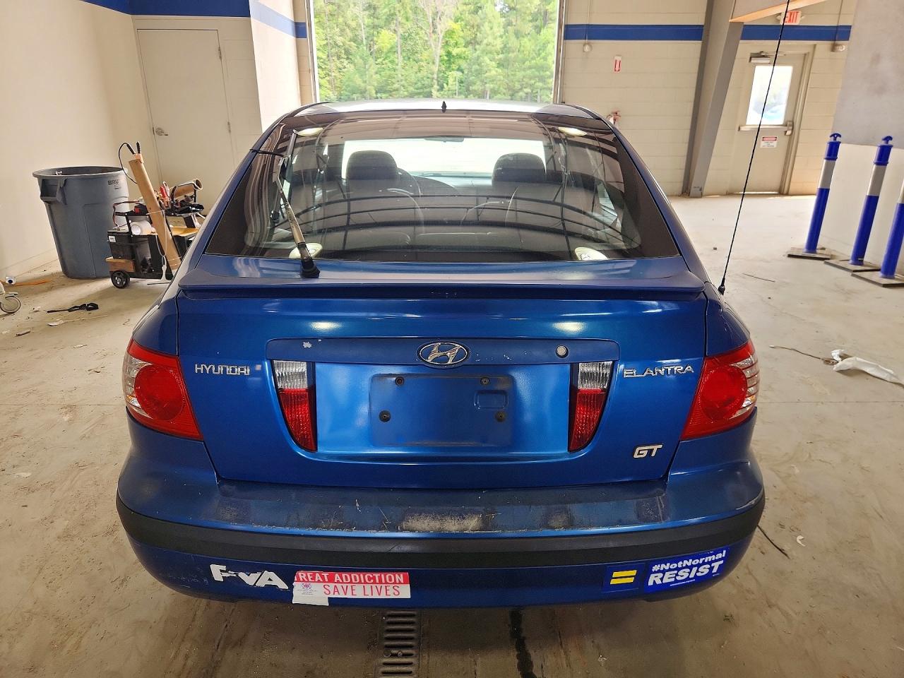 2004 Hyundai Elantra Gt Синий vin: KMHDN56D34U127183