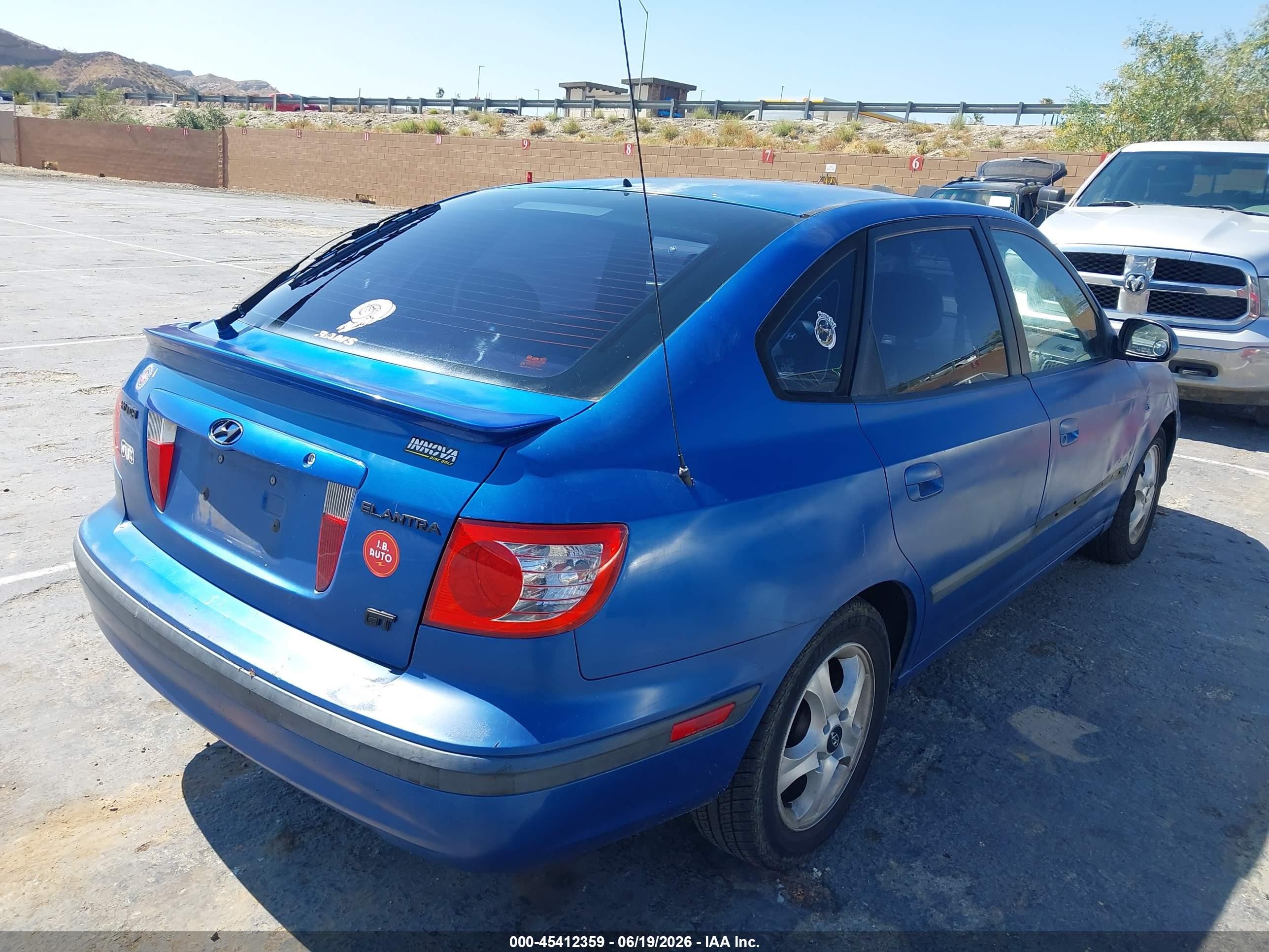 2004 Hyundai Elantra Gt Синий vin: KMHDN56D84U126935