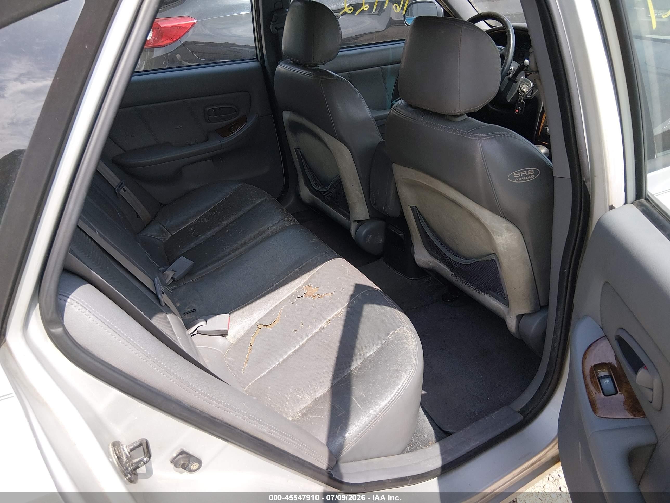 2005 Hyundai Elantra Gls/gt Серебряный vin: KMHDN56D95U145169