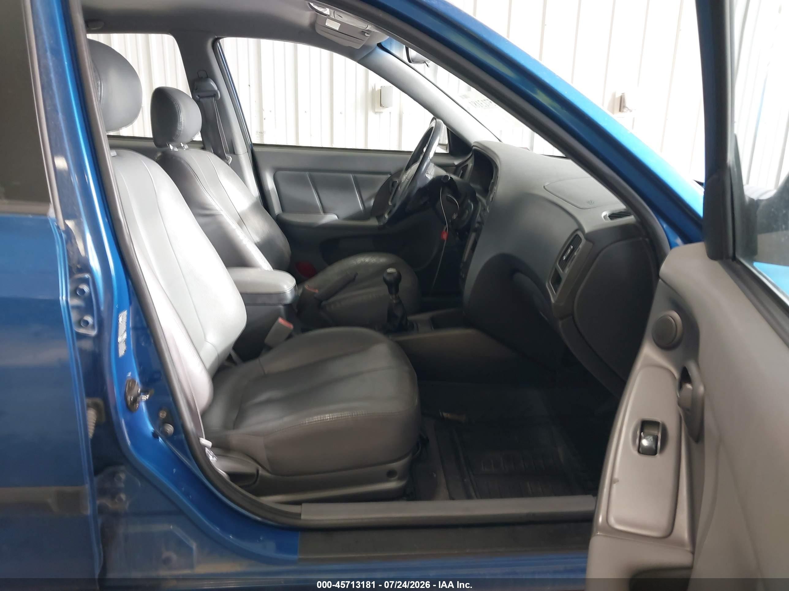 2005 Hyundai Elantra Gls/gt Blue vin: KMHDN56DX5U149196