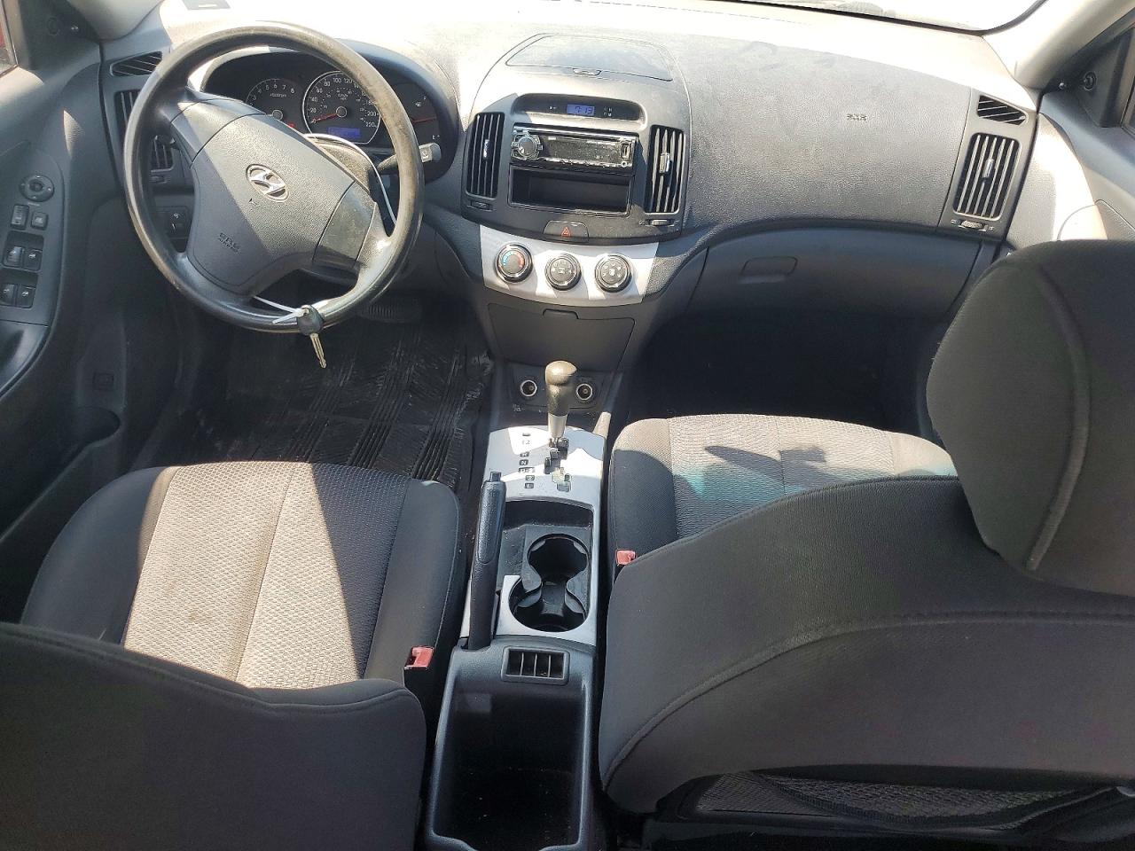 2009 Hyundai Elantra Gl Red vin: KMHDT45D19U762864