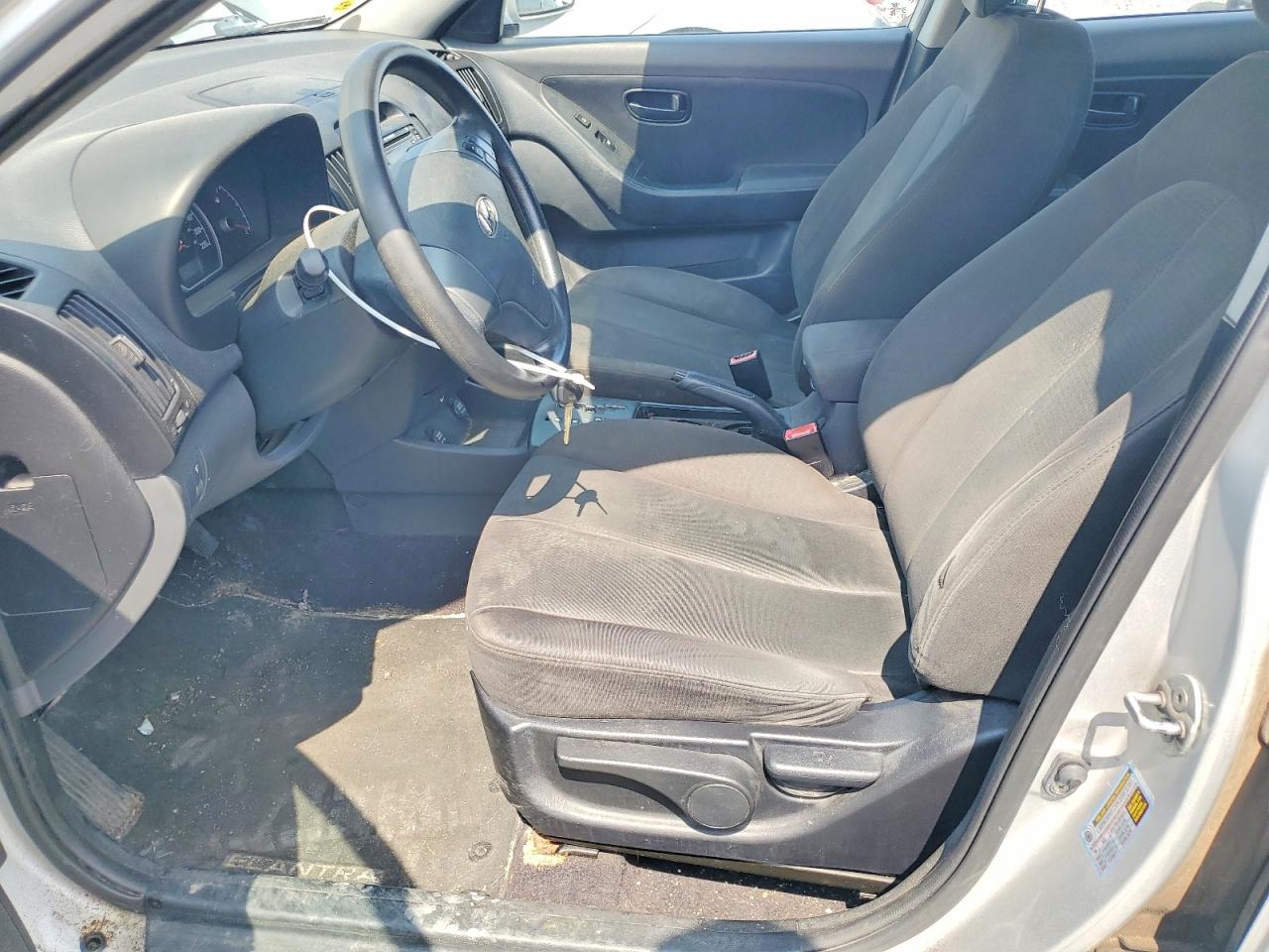 2009 Hyundai Elantra Gls Silver vin: KMHDU45D29U819313