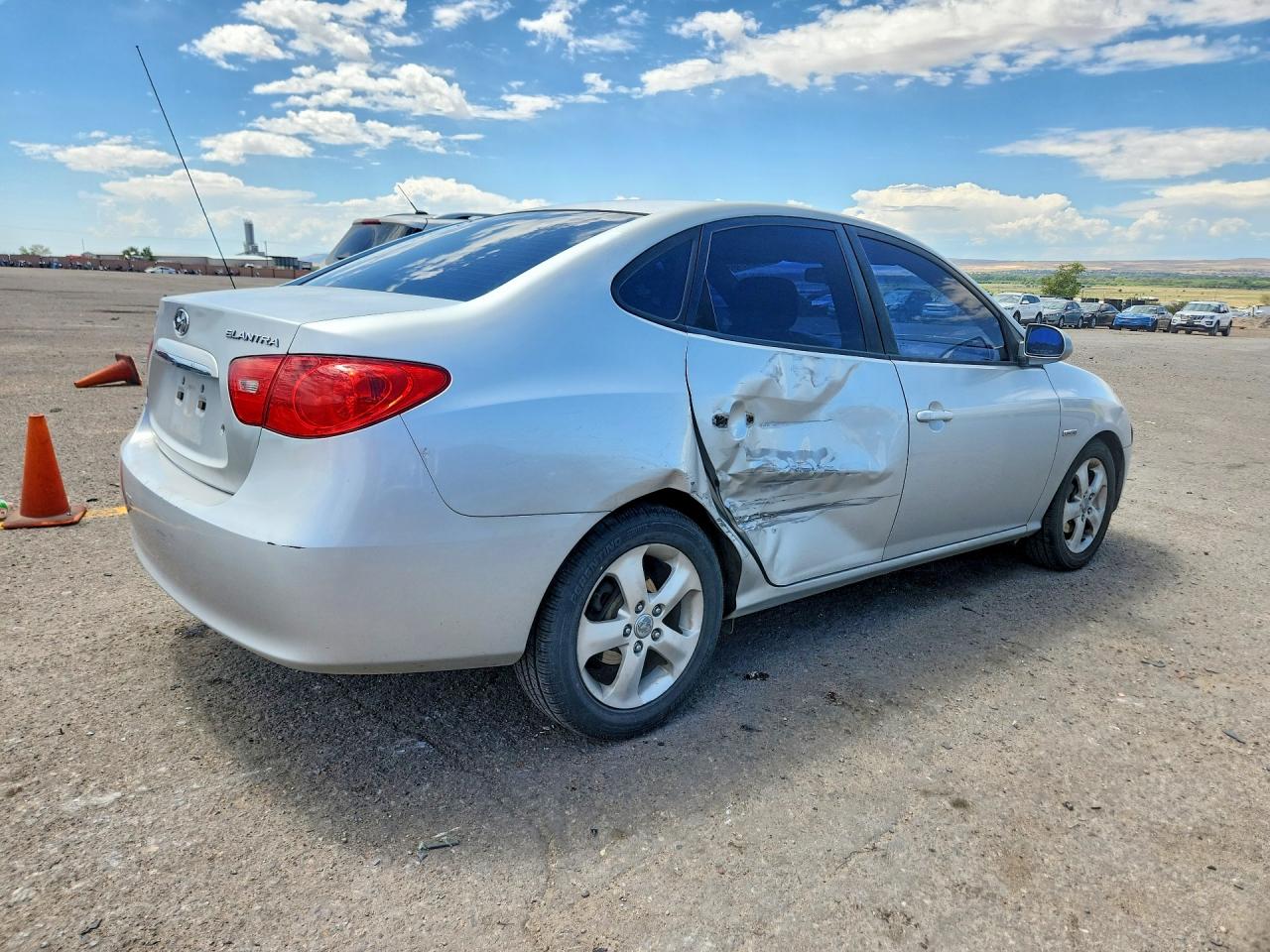 2007 Hyundai Elantra Gls Silver vin: KMHDU46D07U090367