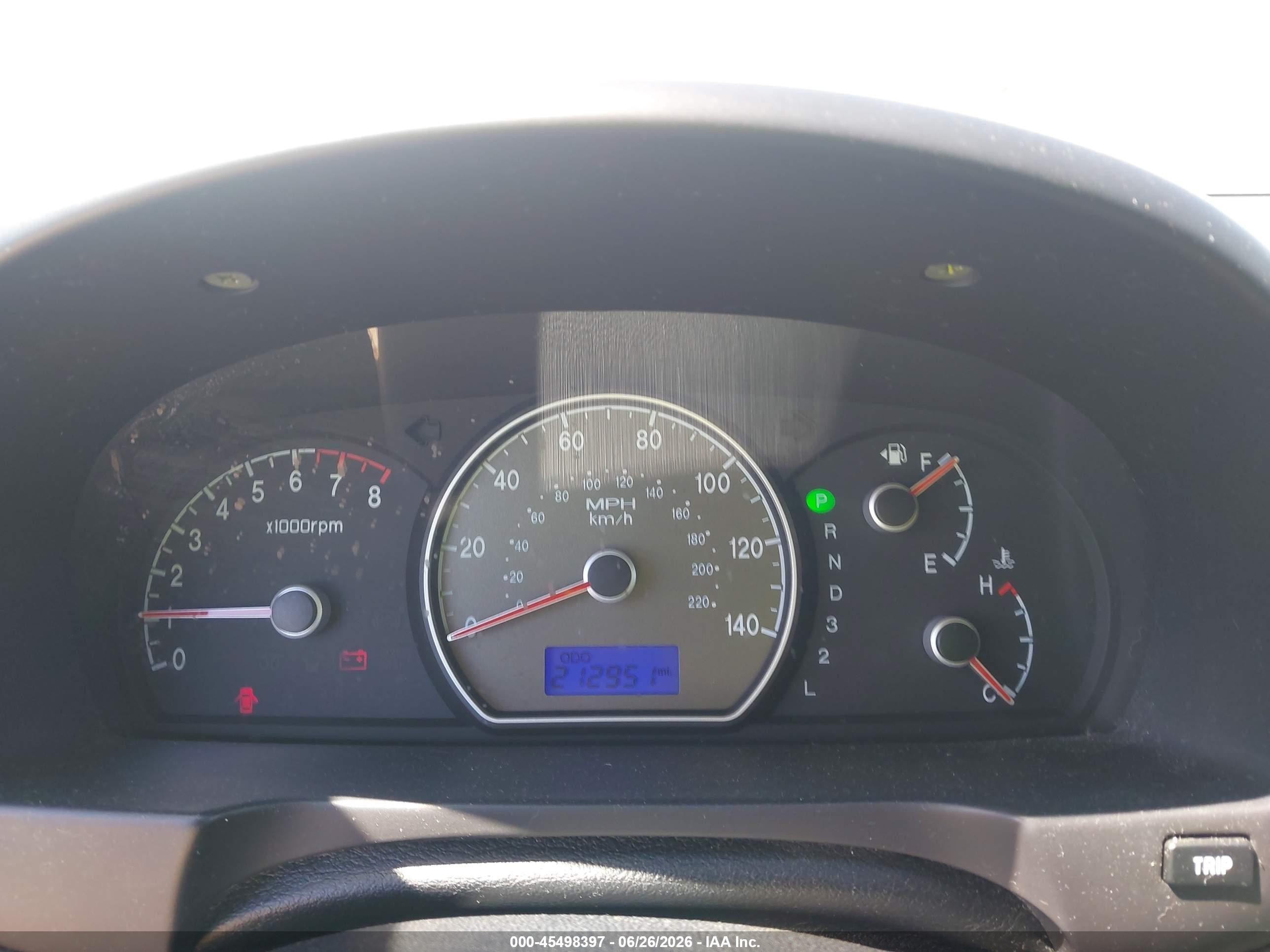 2007 Hyundai Elantra Gls/ltd/se White vin: KMHDU46D07U103425