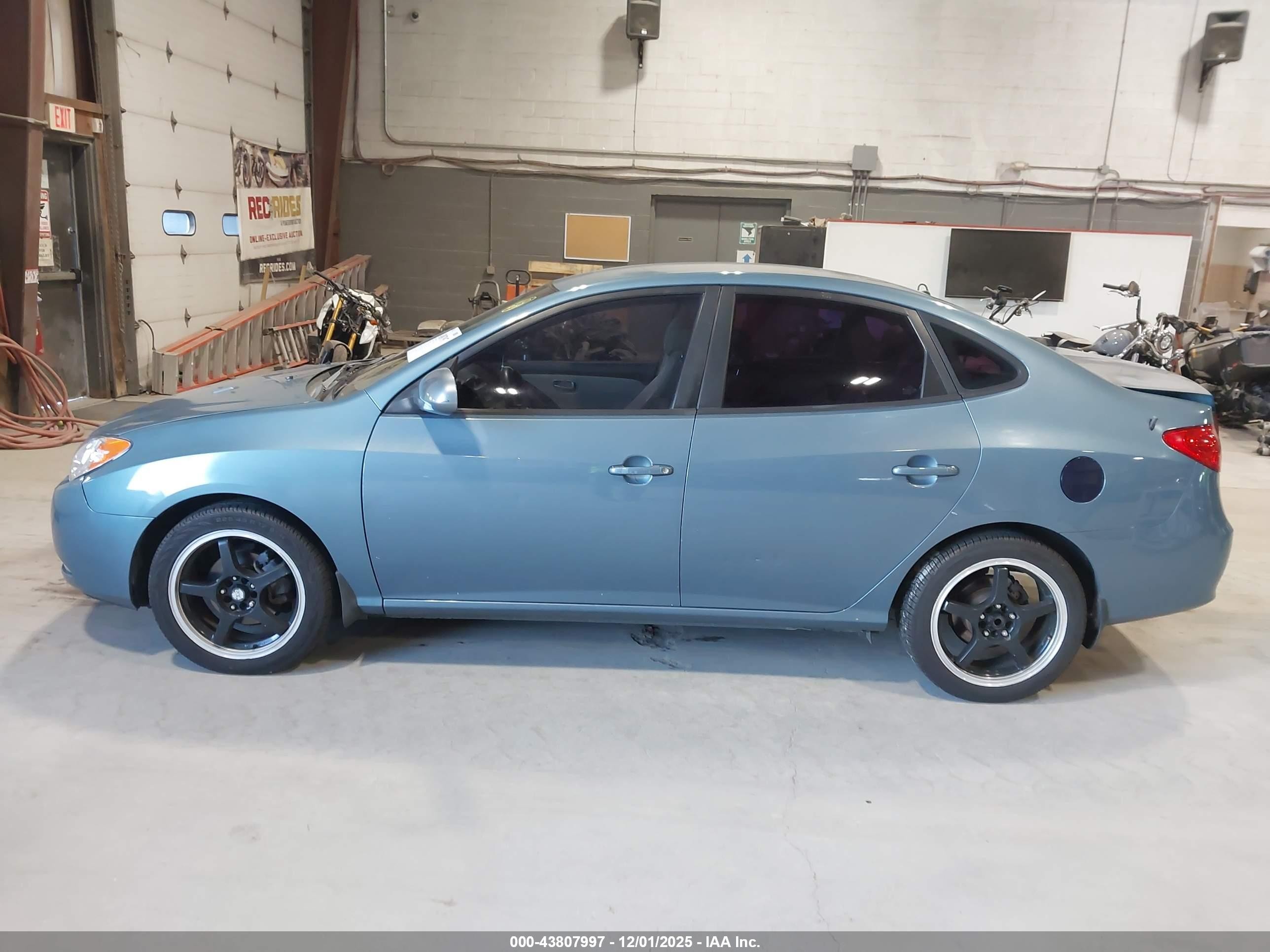 2007 Hyundai Elantra Gls/limited/se Blue vin: KMHDU46D07U104915