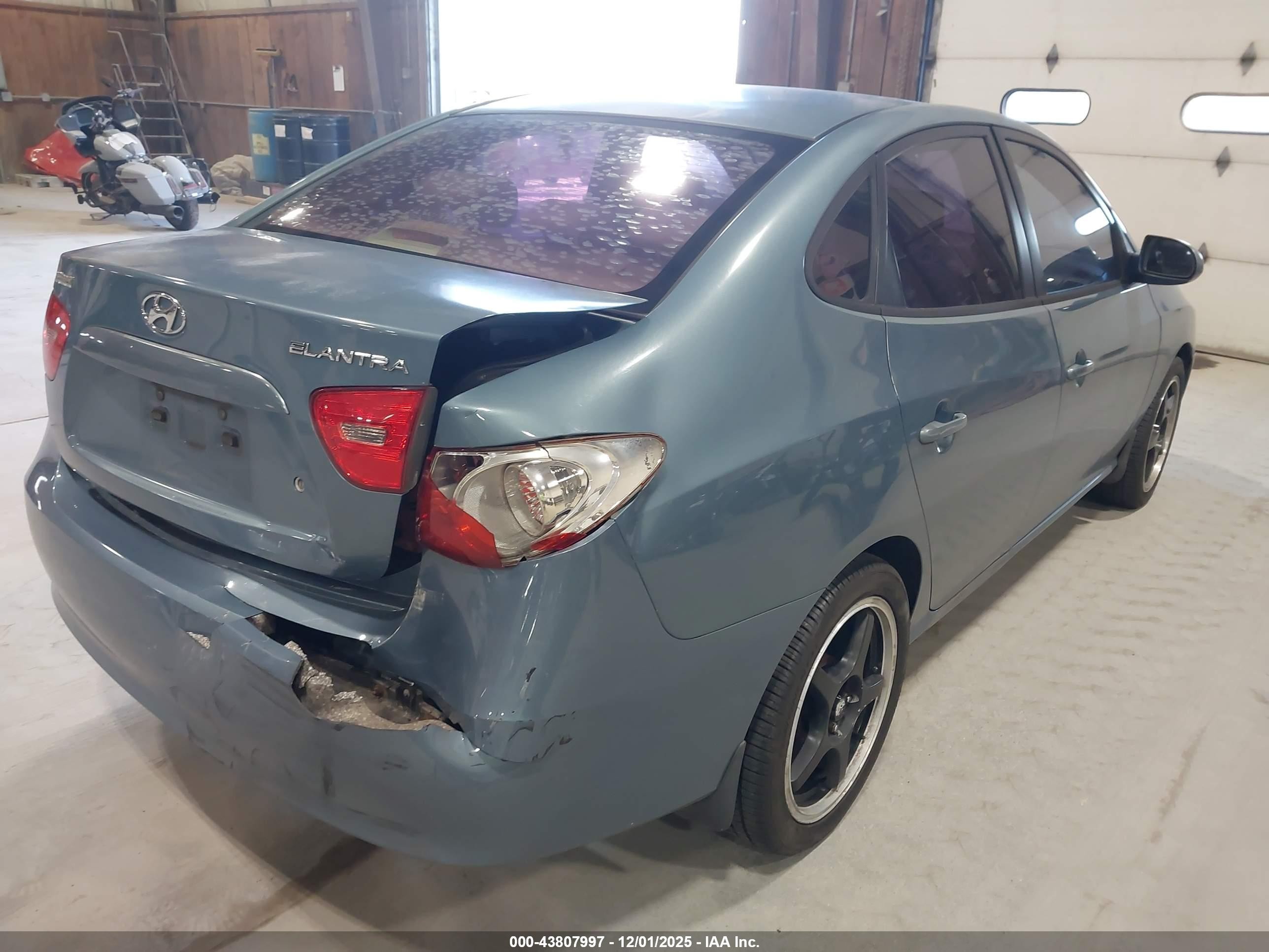 2007 Hyundai Elantra Gls/limited/se Blue vin: KMHDU46D07U104915