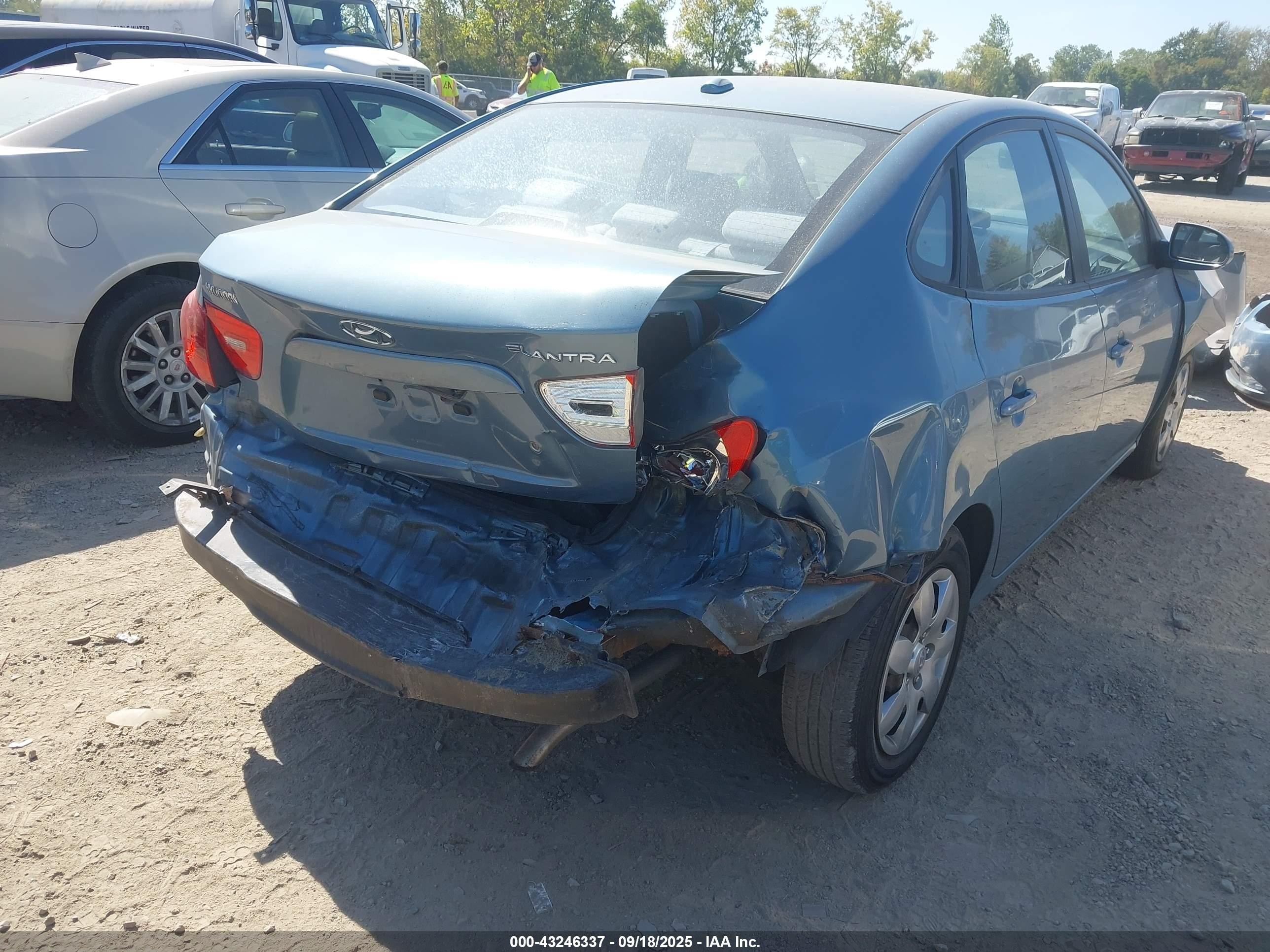 2007 Hyundai Elantra Gls/limited/se Blue vin: KMHDU46D07U164855