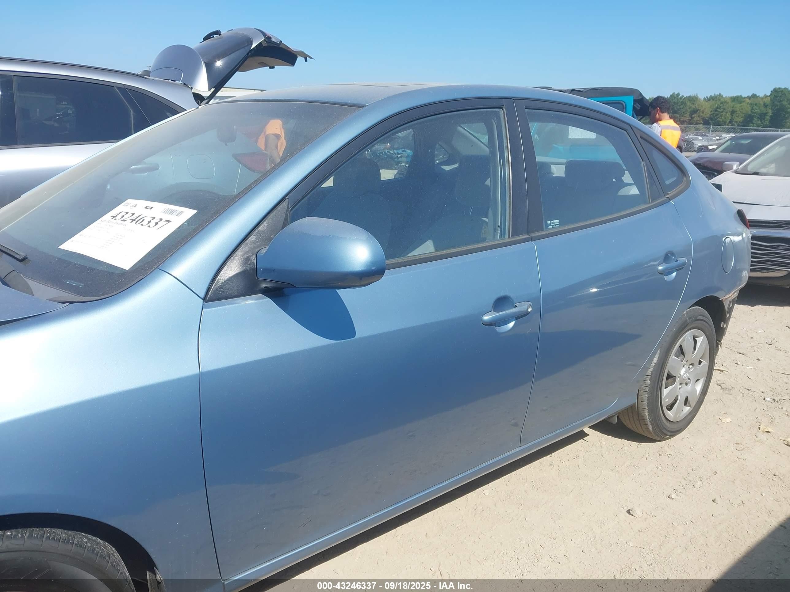 2007 Hyundai Elantra Gls/limited/se Blue vin: KMHDU46D07U164855