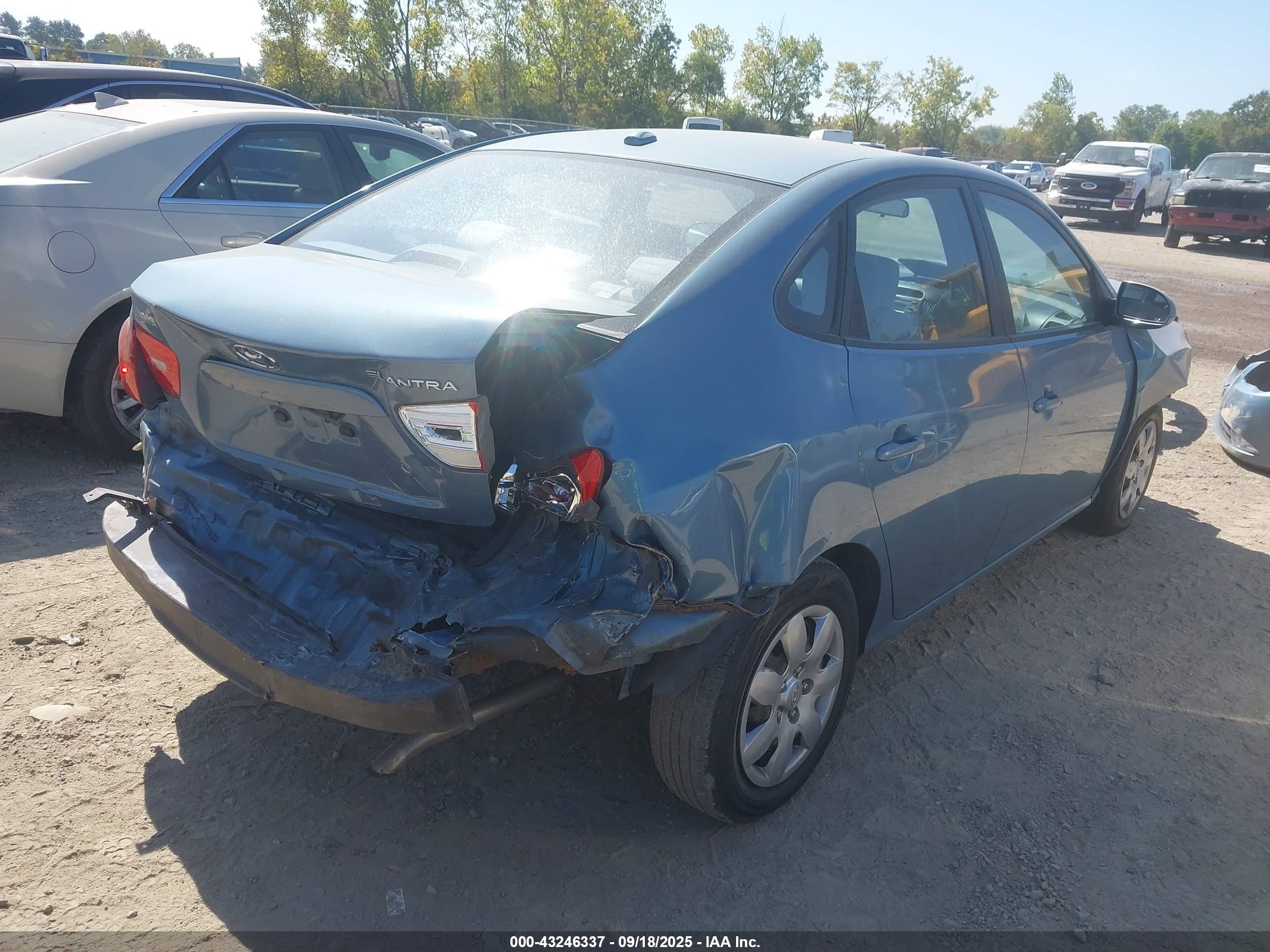 2007 Hyundai Elantra Gls/limited/se Blue vin: KMHDU46D07U164855