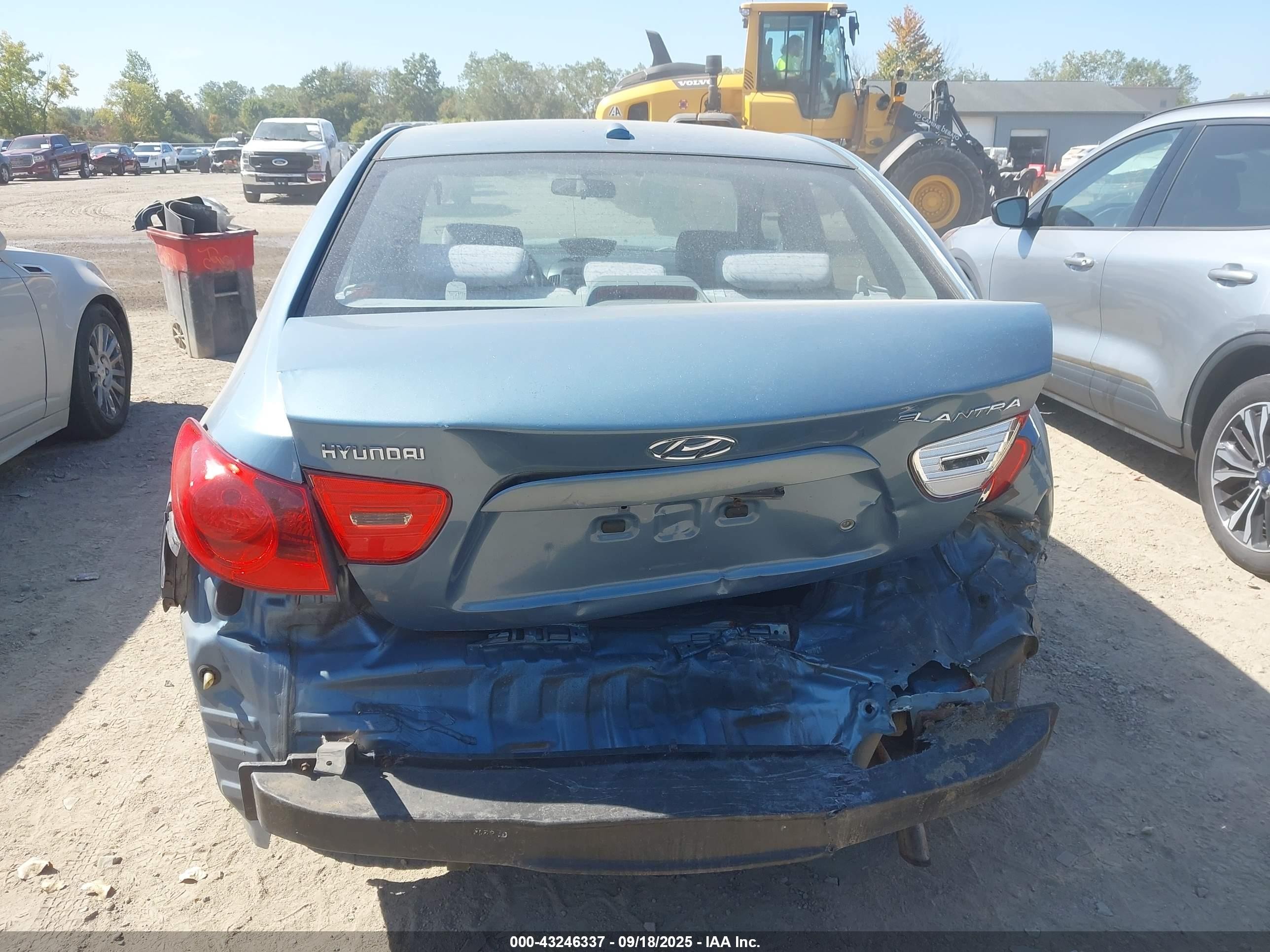 2007 Hyundai Elantra Gls/limited/se Blue vin: KMHDU46D07U164855