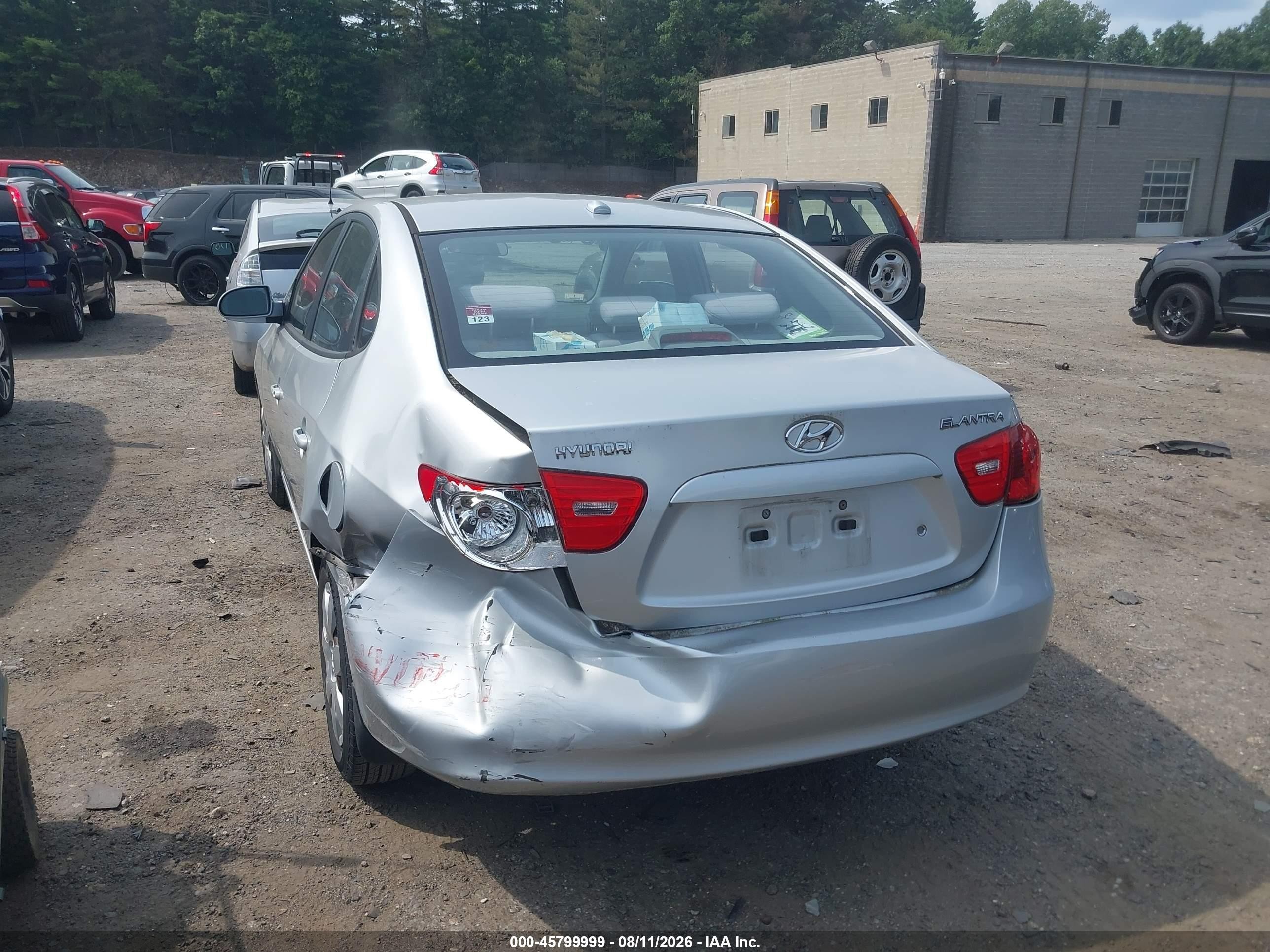 2007 Hyundai Elantra Gls/ltd/se Серебряный vin: KMHDU46D07U174267