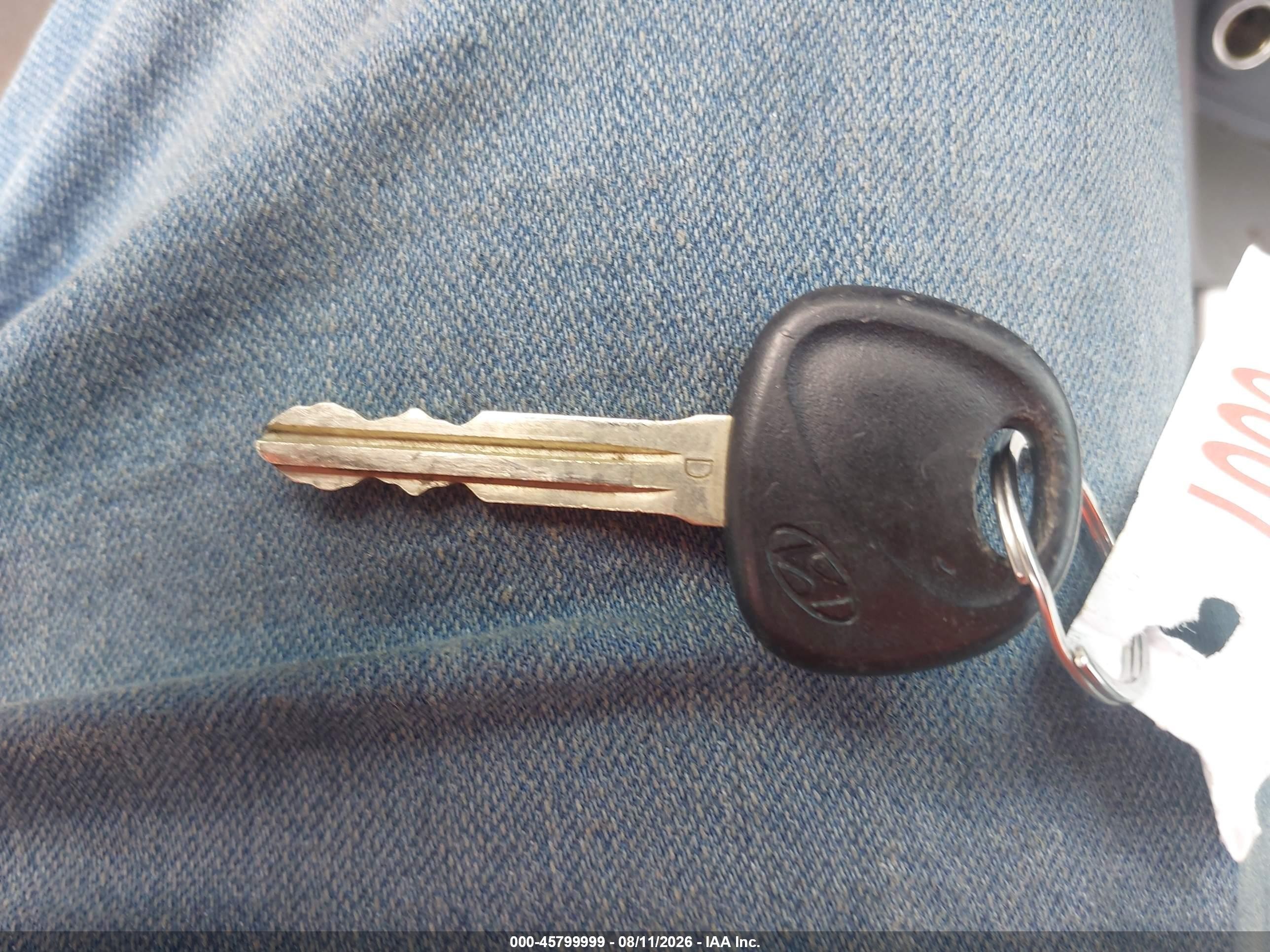 2007 Hyundai Elantra Gls/ltd/se Серебряный vin: KMHDU46D07U174267