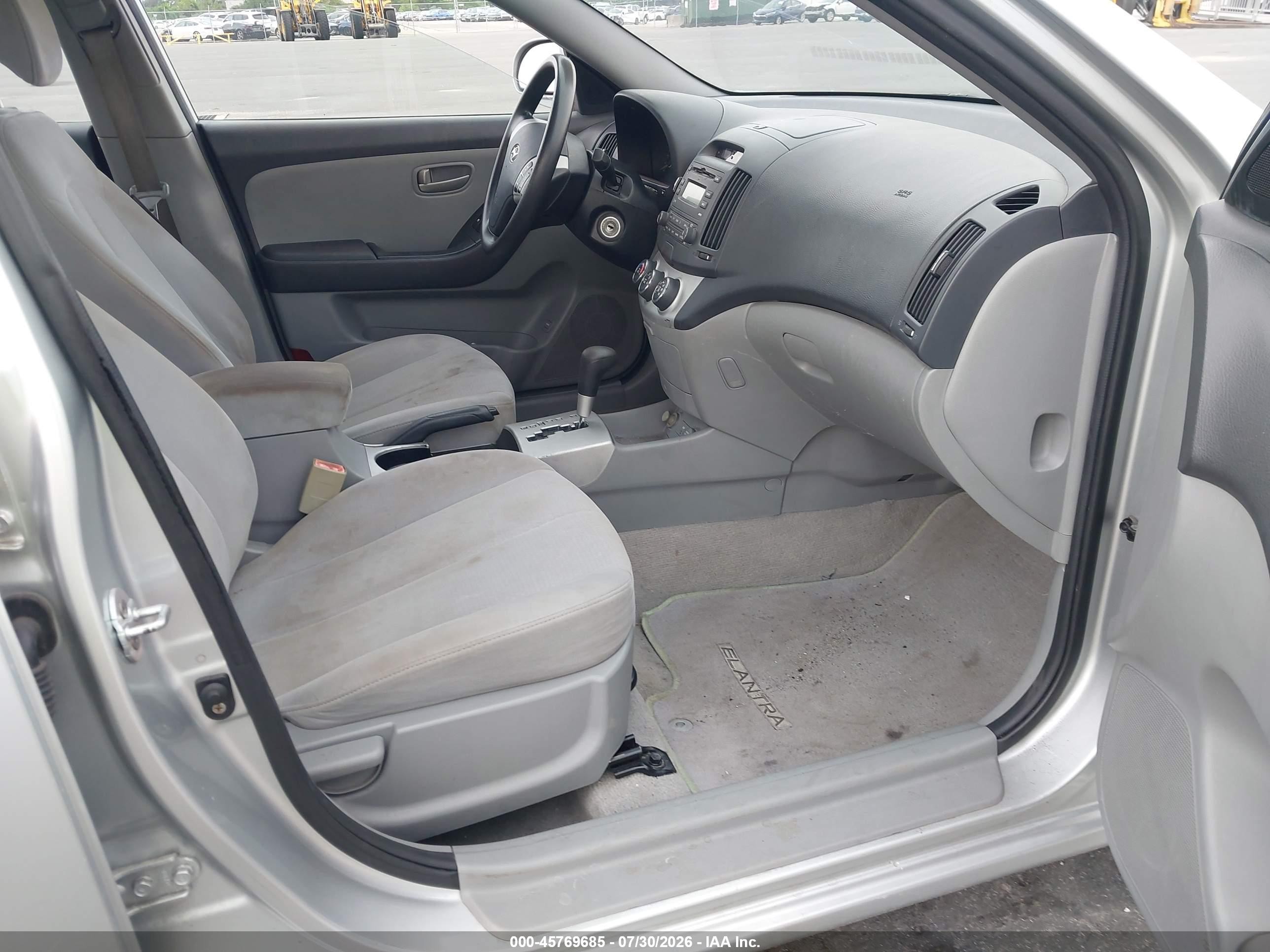 2007 Hyundai Elantra Gls/ltd/se Silver vin: KMHDU46D07U269590