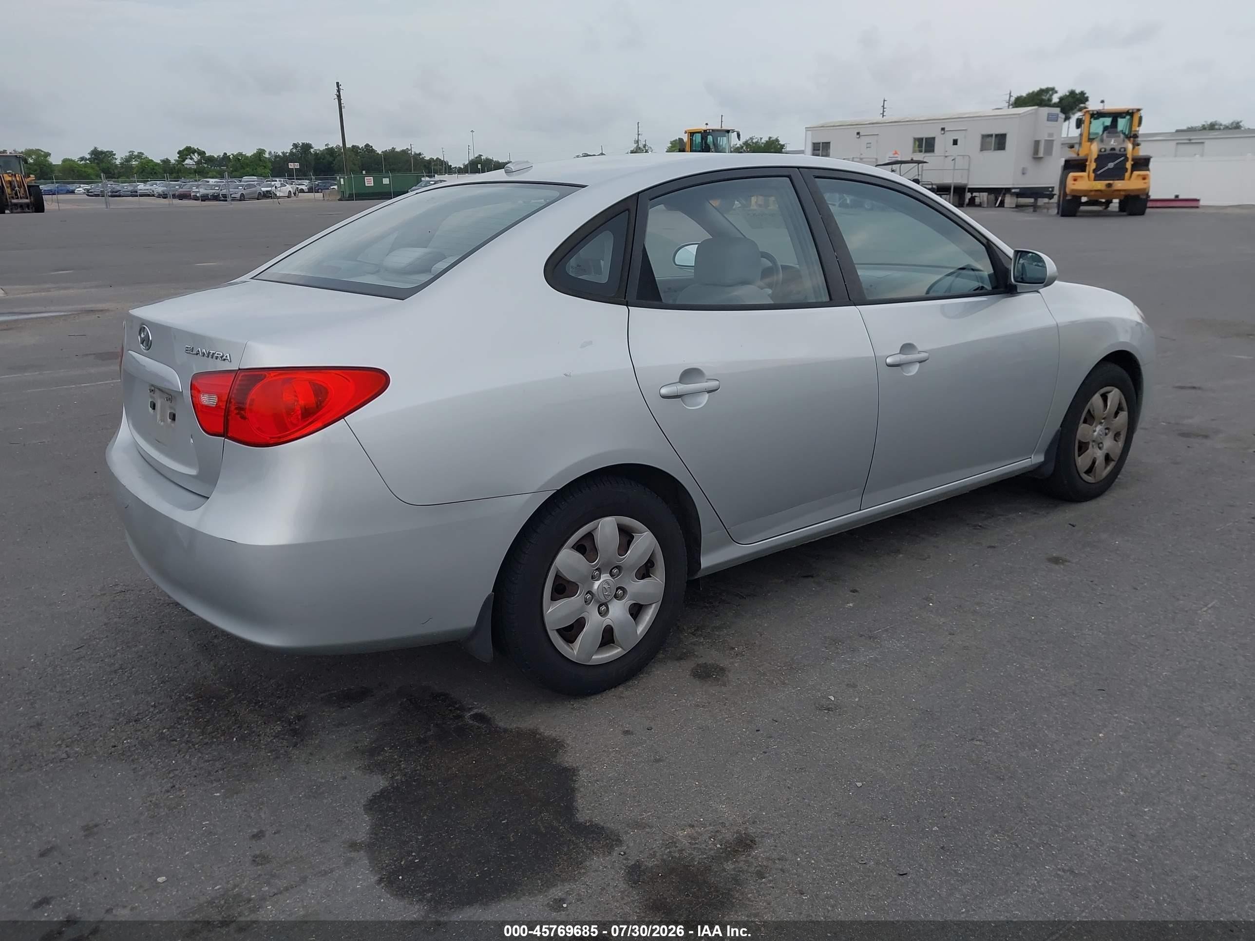 2007 Hyundai Elantra Gls/ltd/se Silver vin: KMHDU46D07U269590