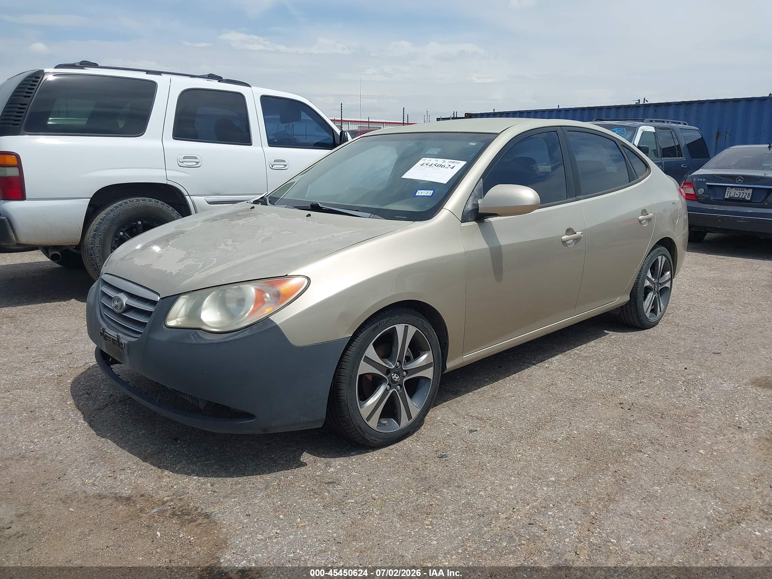 2008 Hyundai Elantra Gls/se Gold vin: KMHDU46D08U355211