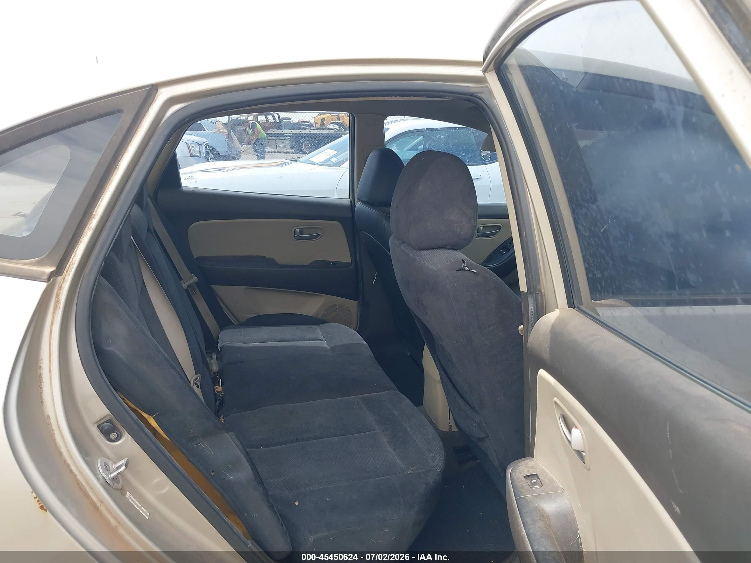 2008 Hyundai Elantra Gls/se Gold vin: KMHDU46D08U355211