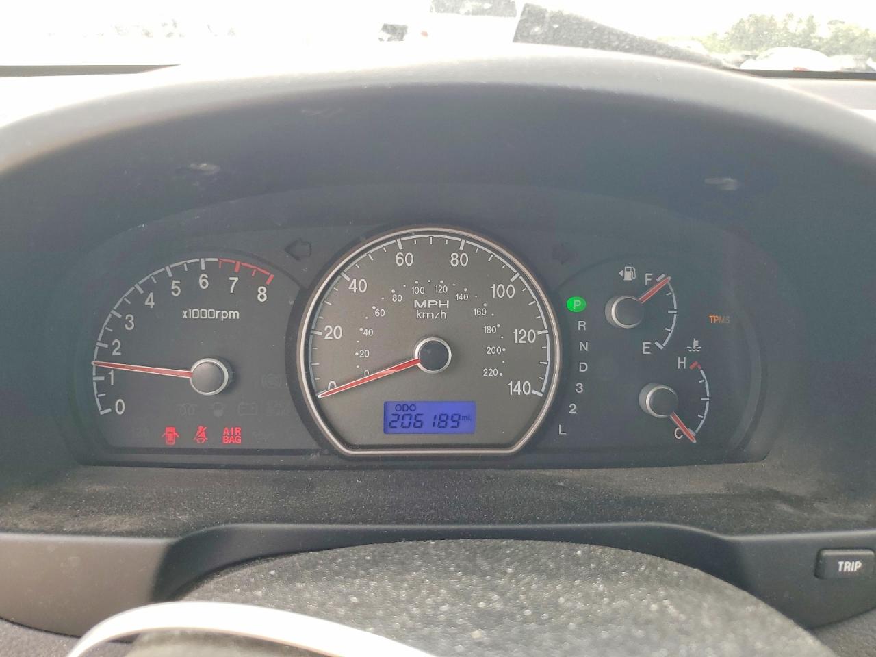 2008 Hyundai Elantra Gls/se/limited Silver vin: KMHDU46D08U426004