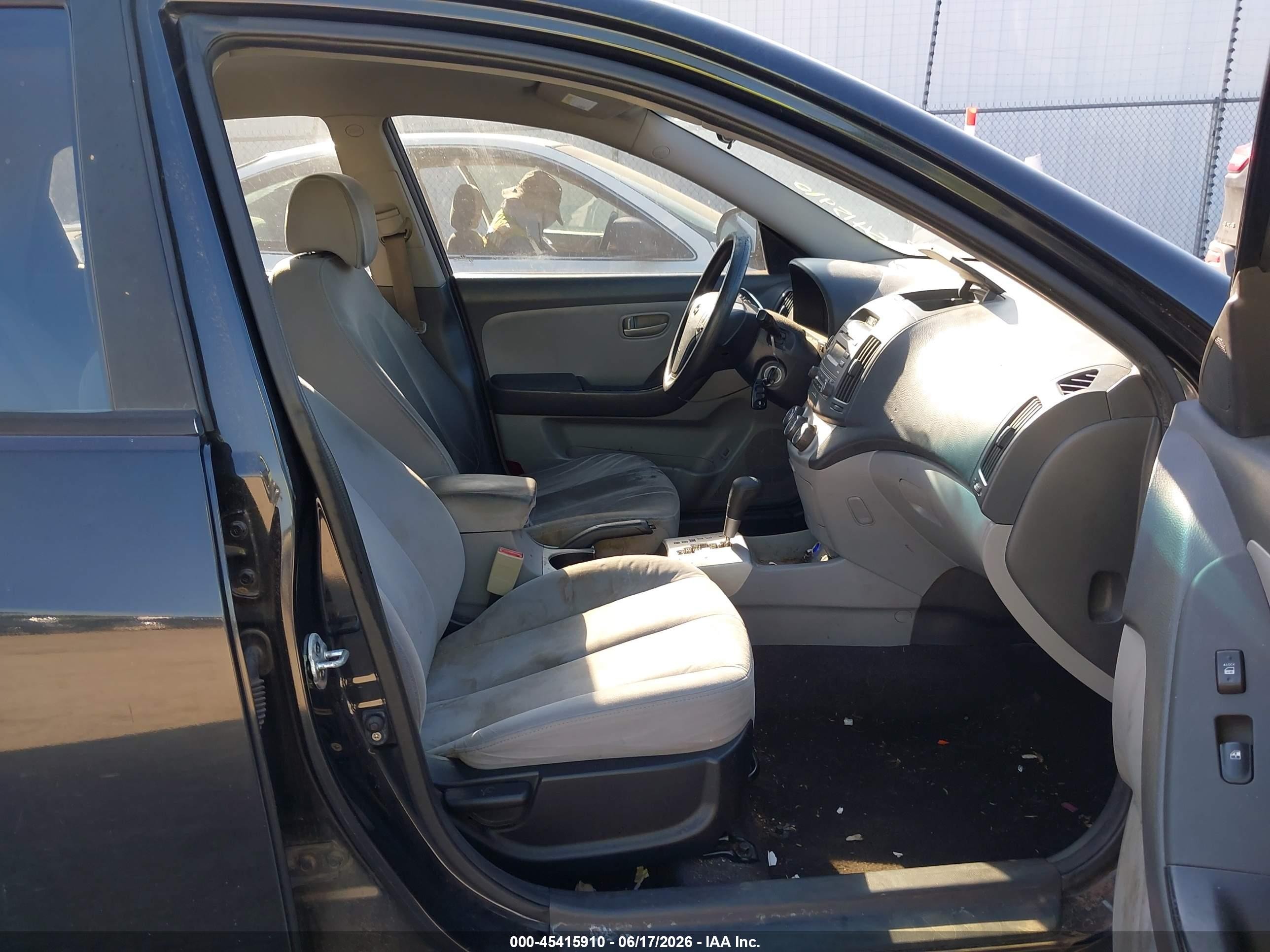 2008 Hyundai Elantra Gls/se Black vin: KMHDU46D08U482377