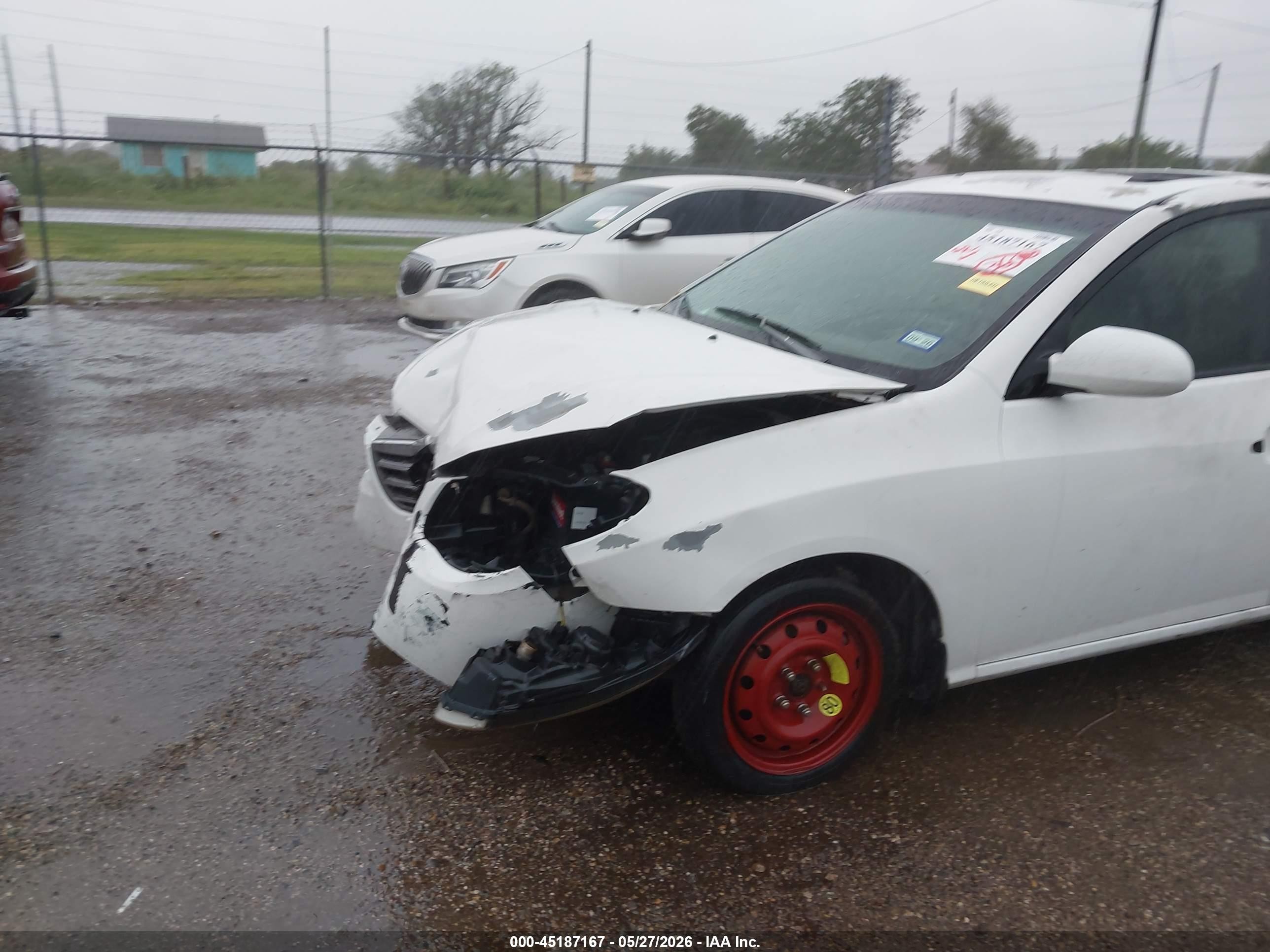 2008 Hyundai Elantra Gls/se White vin: KMHDU46D08U490463