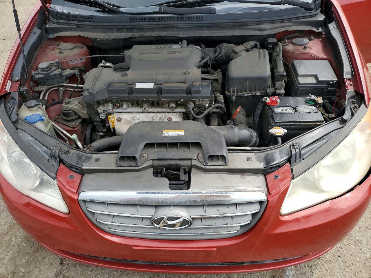 2009 Hyundai Elantra Red vin: KMHDU46D09U825223