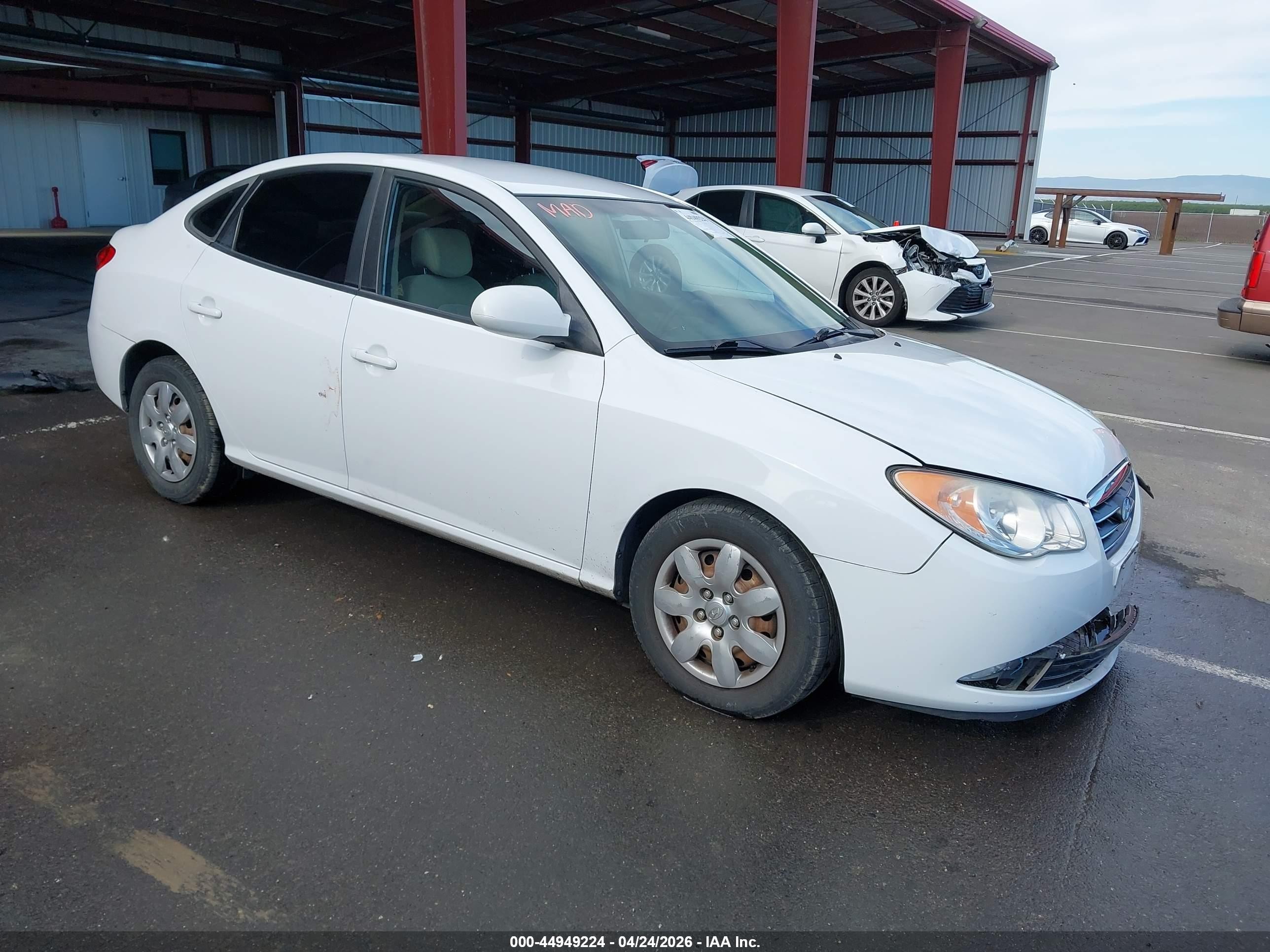 2007 Hyundai Elantra Gls/limited/se Белый vin: KMHDU46D17U047639