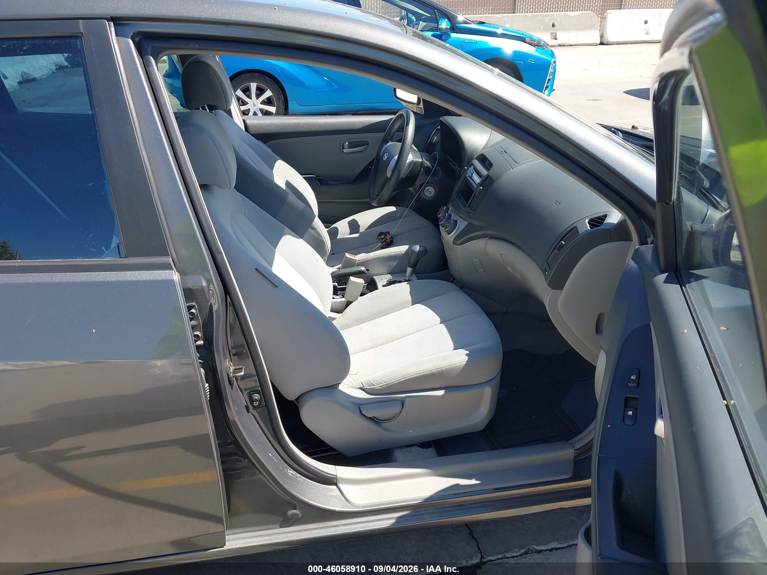 2007 Hyundai Elantra Gls/limited/se Gray vin: KMHDU46D17U144761