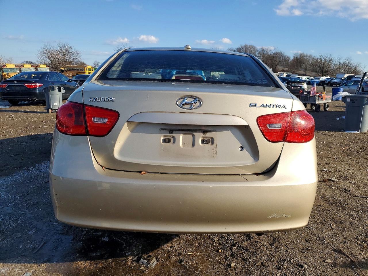 2007 Hyundai Elantra Gls Beige vin: KMHDU46D17U241572