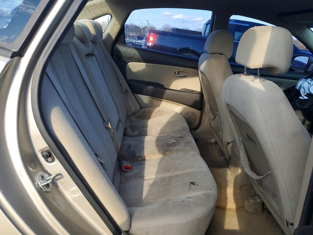 2007 Hyundai Elantra Gls Beige vin: KMHDU46D17U241572