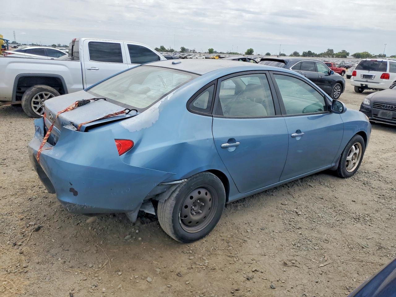 2007 Hyundai Elantra Blue vin: KMHDU46D17U262454